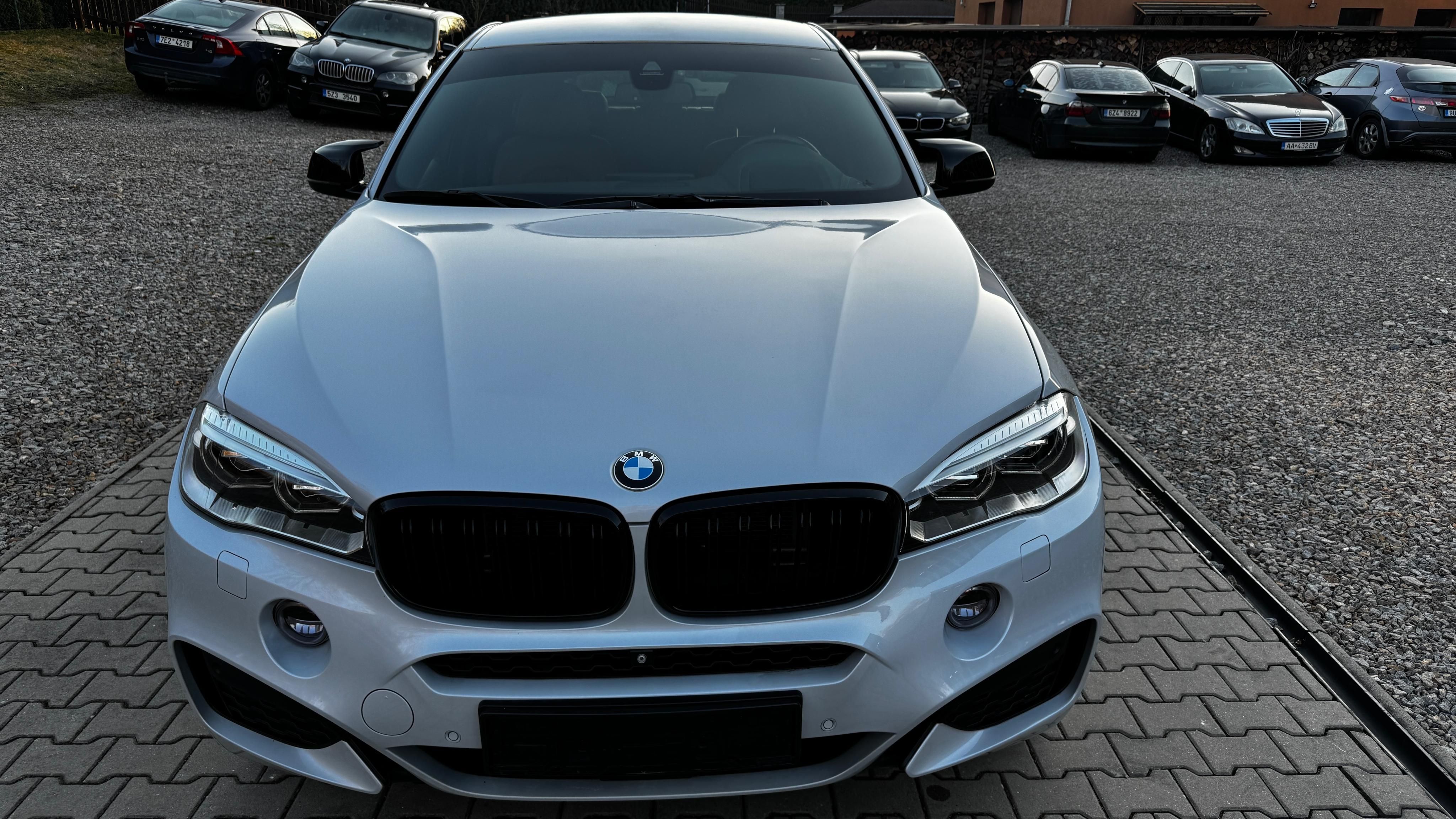BMW X6, 40d XDrive m paket - fotka 6