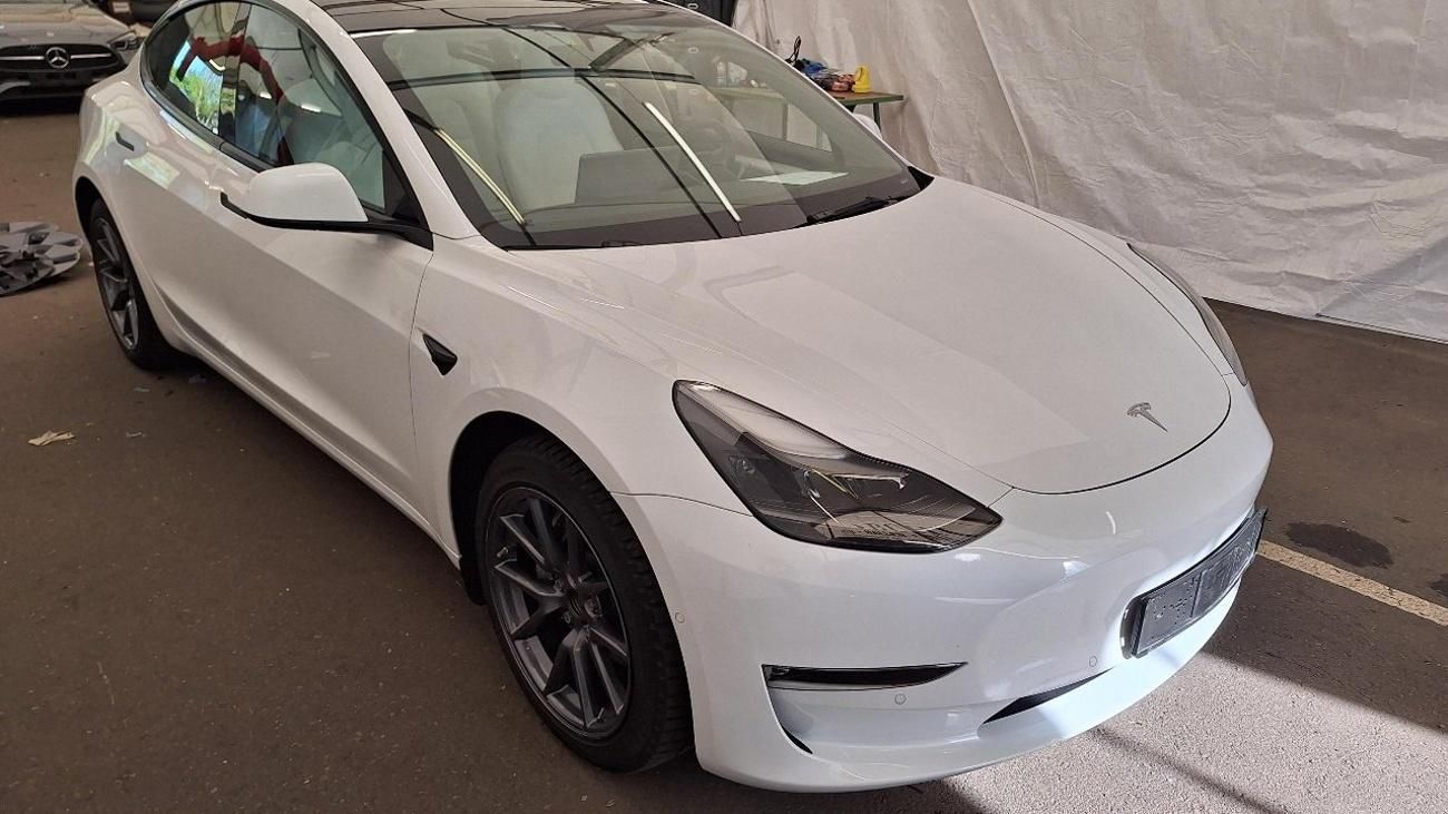 Tesla Model 3, LONG RANE DUAL MOTOR TZ SOH93% - fotka 2
