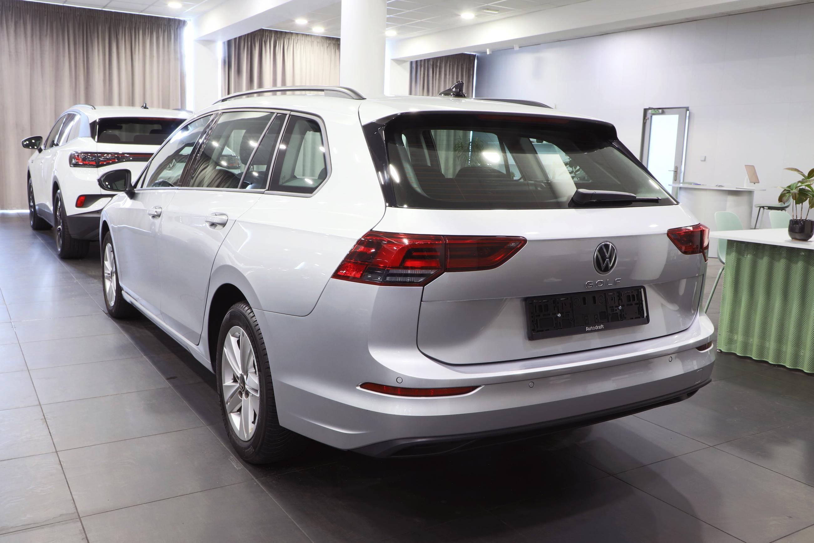 Volkswagen Golf Variant, 2 roky záruka zdarma - fotka 4
