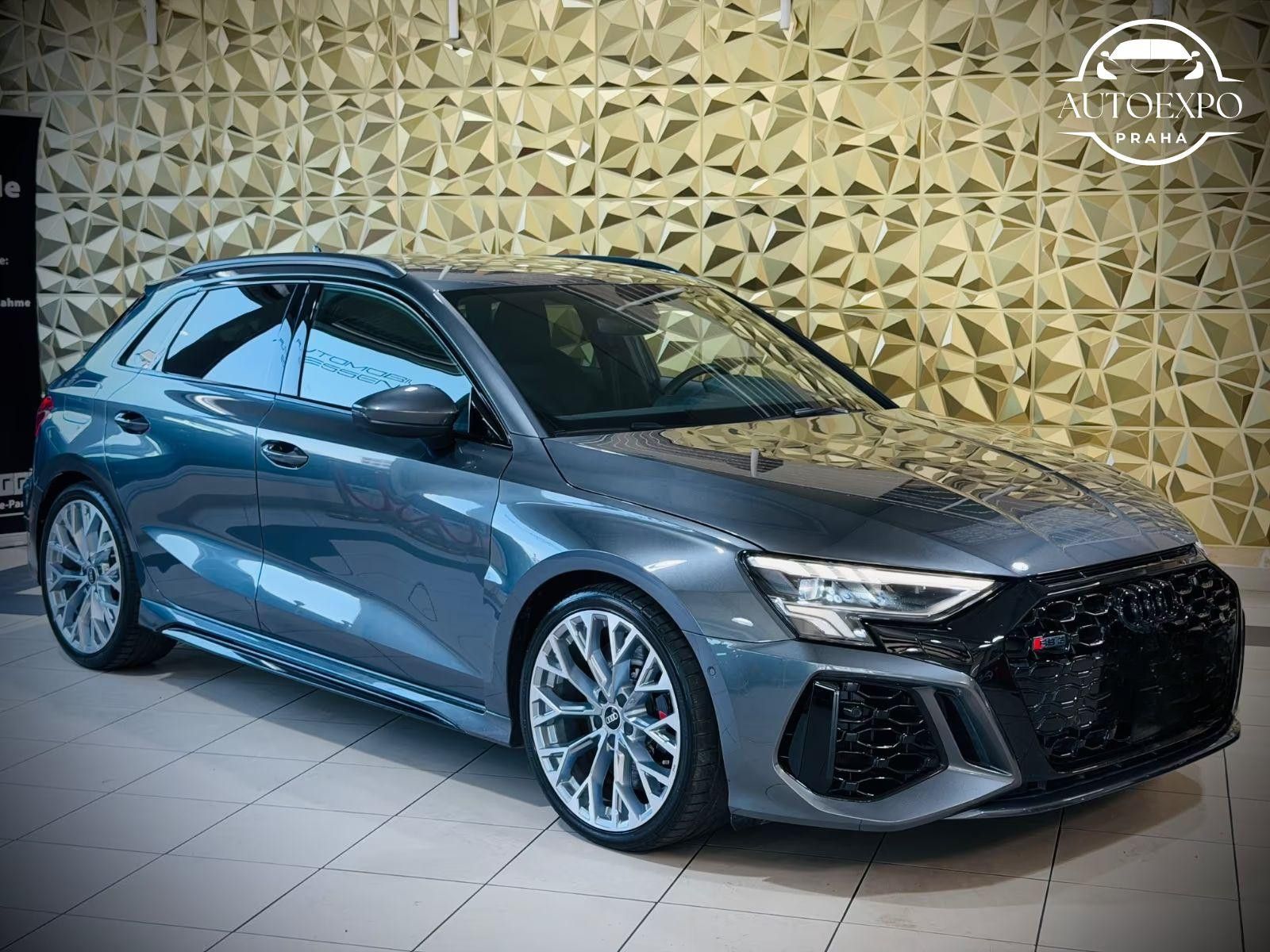 Audi RS3, Sportback 2.5 TFSI quattro| - fotka 2