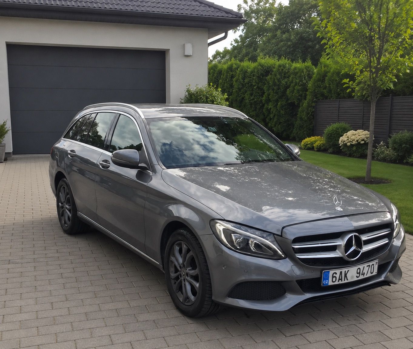 Mercedes-Benz Třídy C, Mercedes-Benz C 220 d 4MATIC