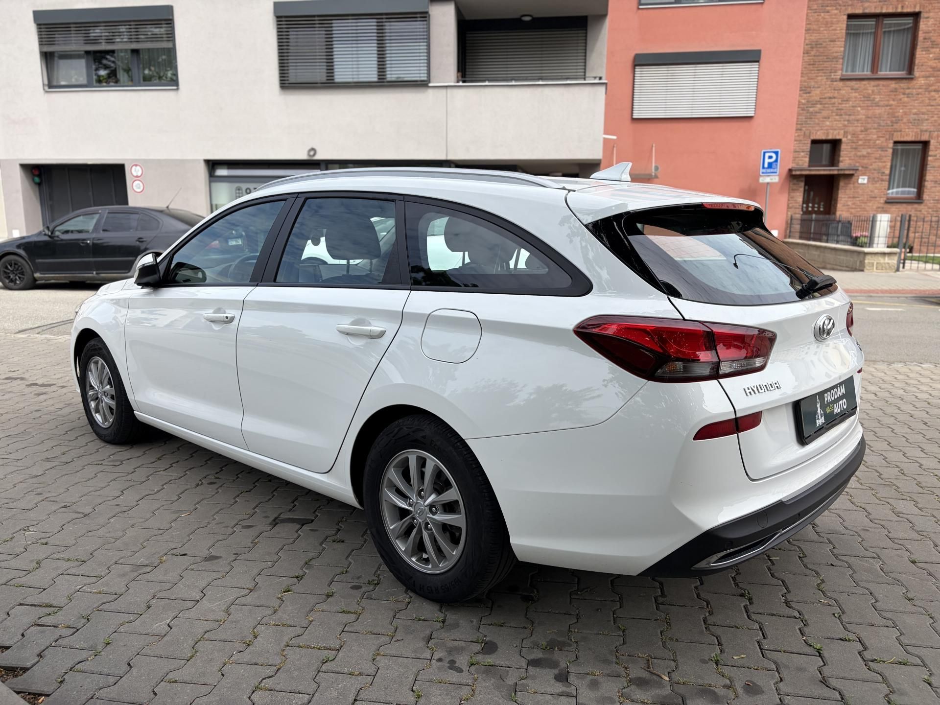 Hyundai i30, 1.6CRDi - fotka 5