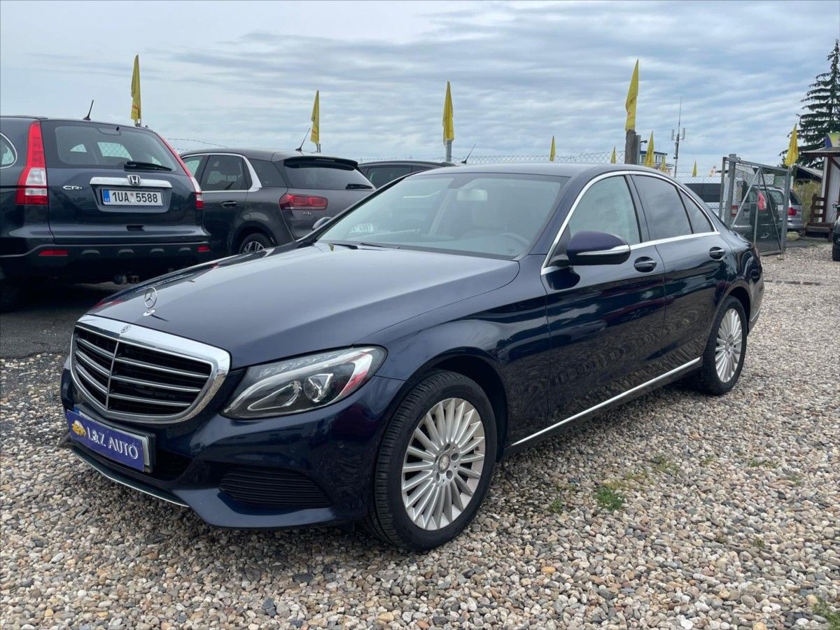 Mercedes-Benz Třídy C, 2,2 220 CDi