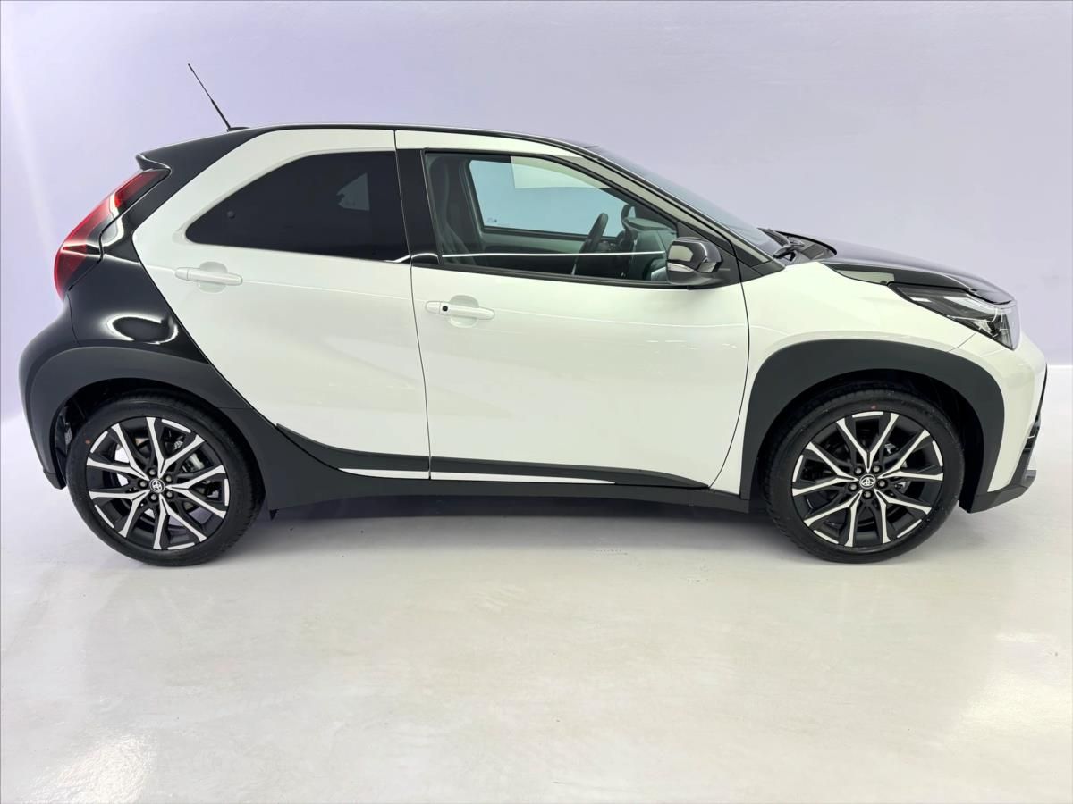 Toyota Aygo, 1,5   X GR Sport 2026 - fotka 3