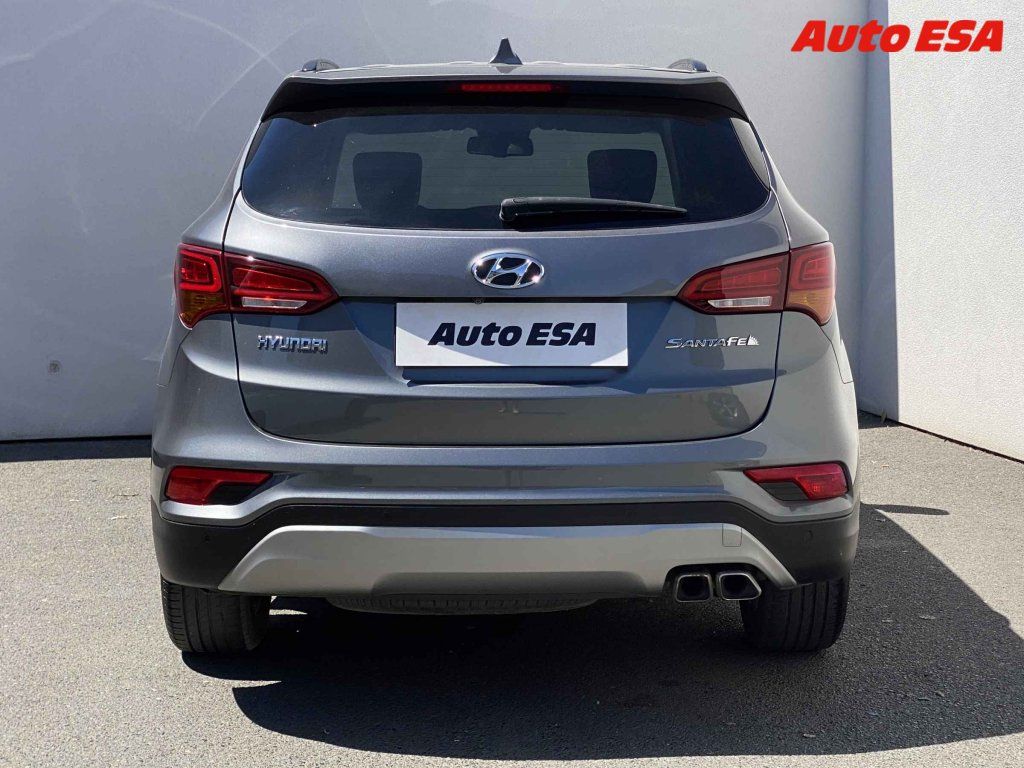 Hyundai Santa Fe, 2.2 CRDi 4x4 - fotka 5