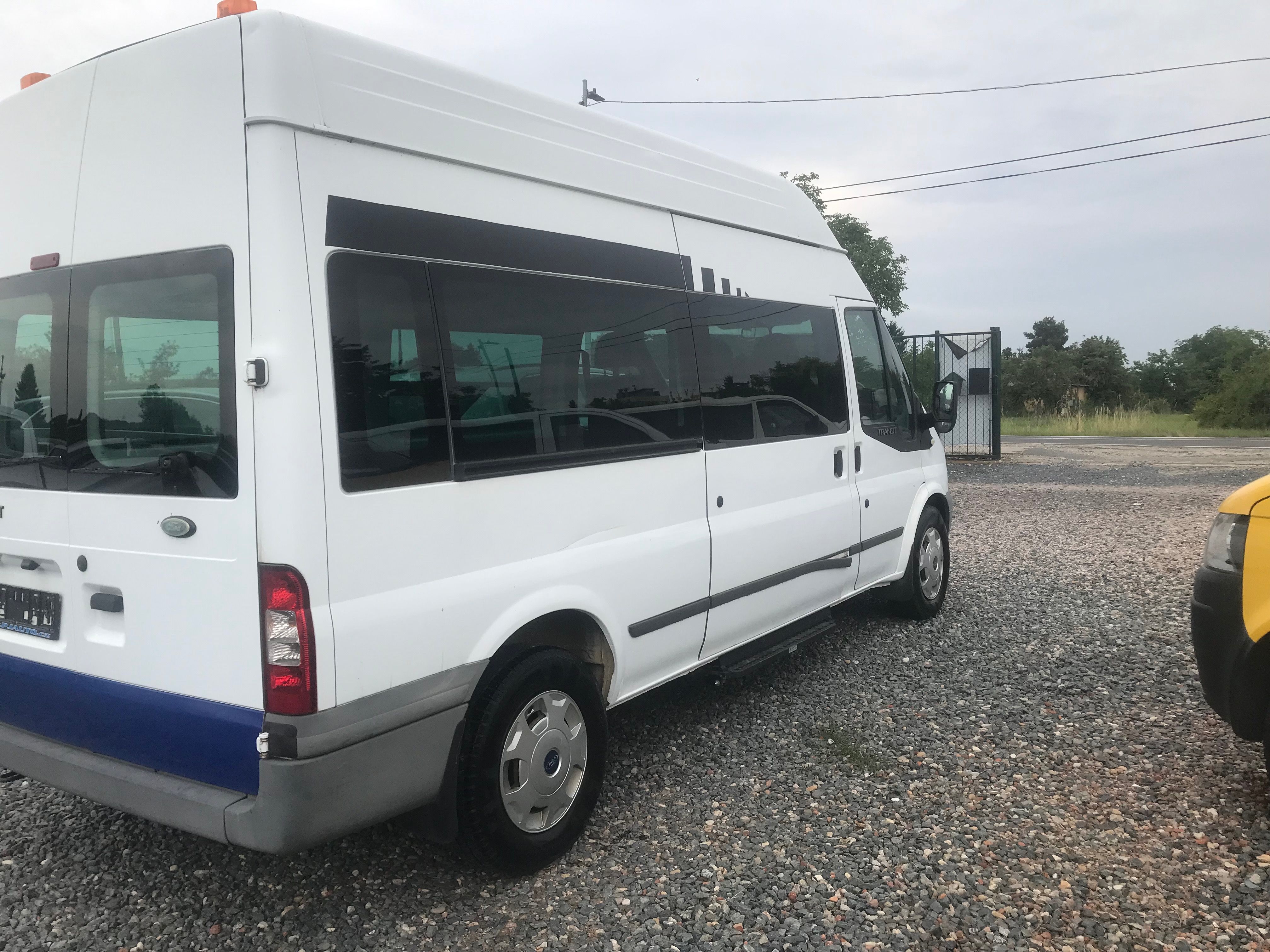 Ford Transit, 2.2 TDCI 81 KW L3H3 9-MÍST - fotka 3