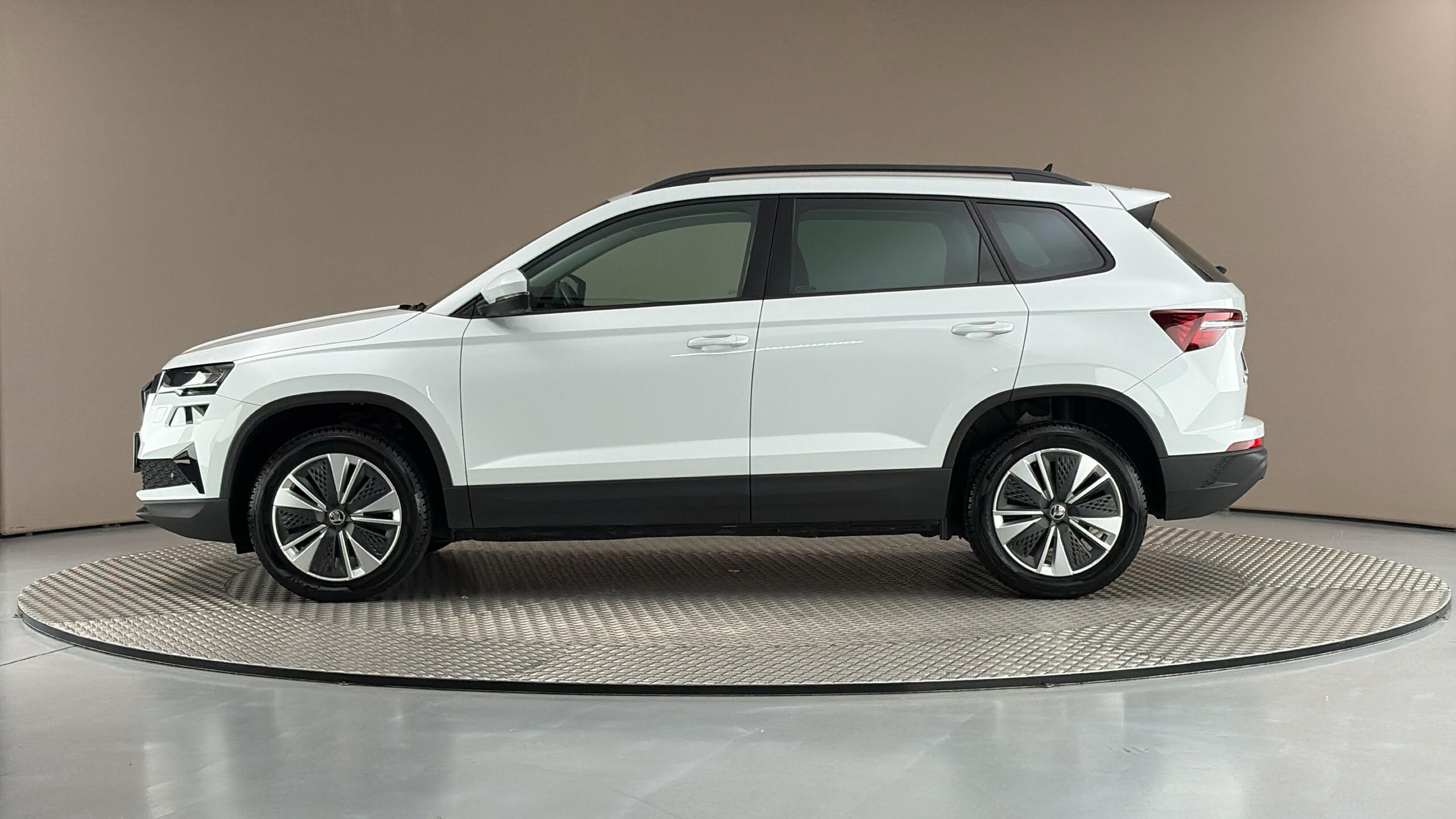 Škoda Karoq, 2.0 TDI DSG Style - fotka 4