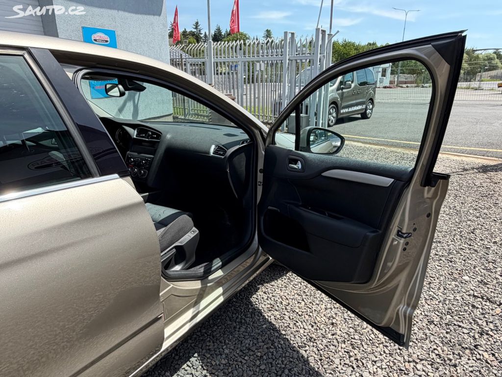 Citroën C4, 1,6 88kW, SERVISKA