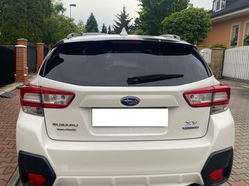 2,0i CVT Comfort e-Boxer