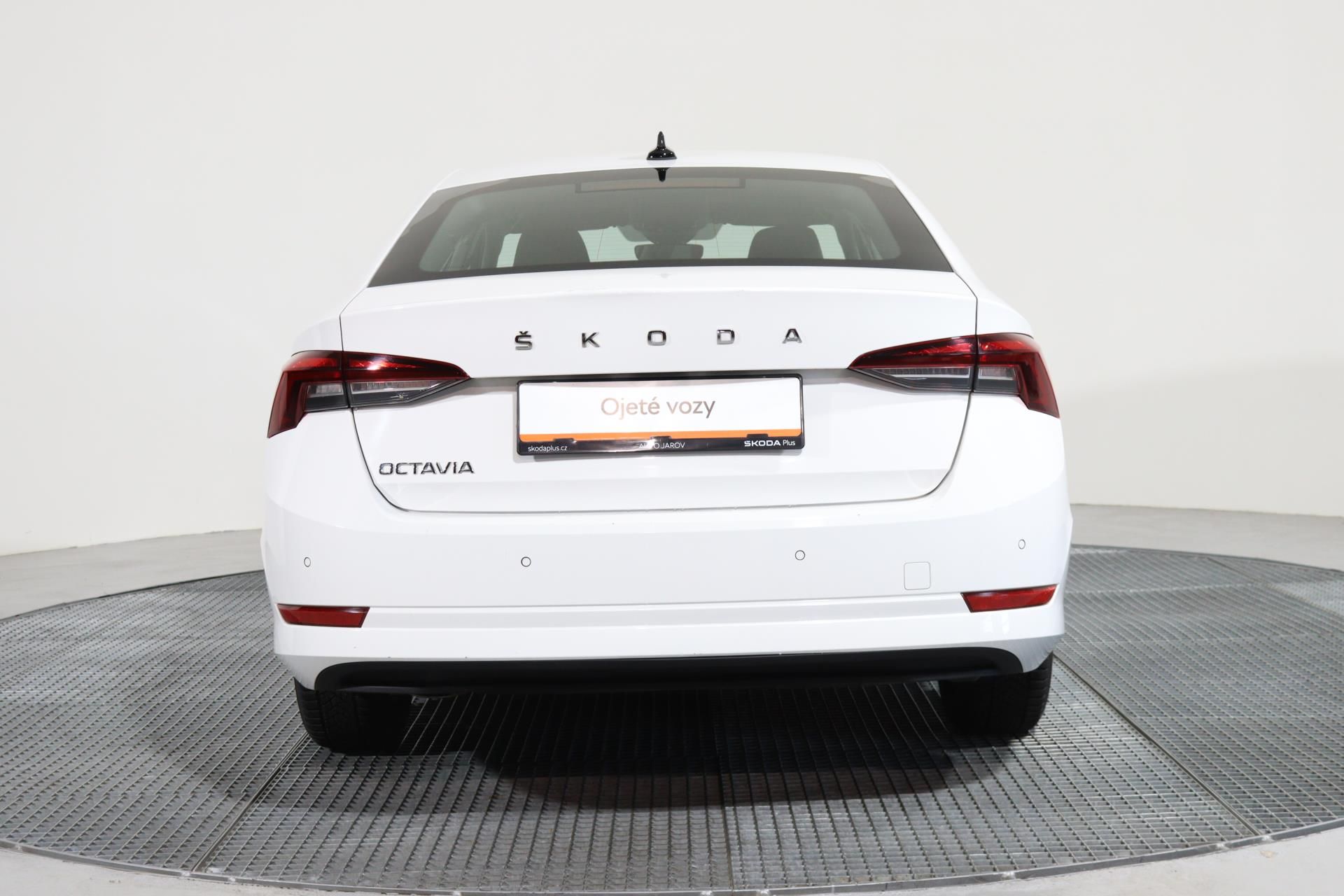 Škoda Octavia, AMBITION 1,5 TSI 110 kW - fotka 6