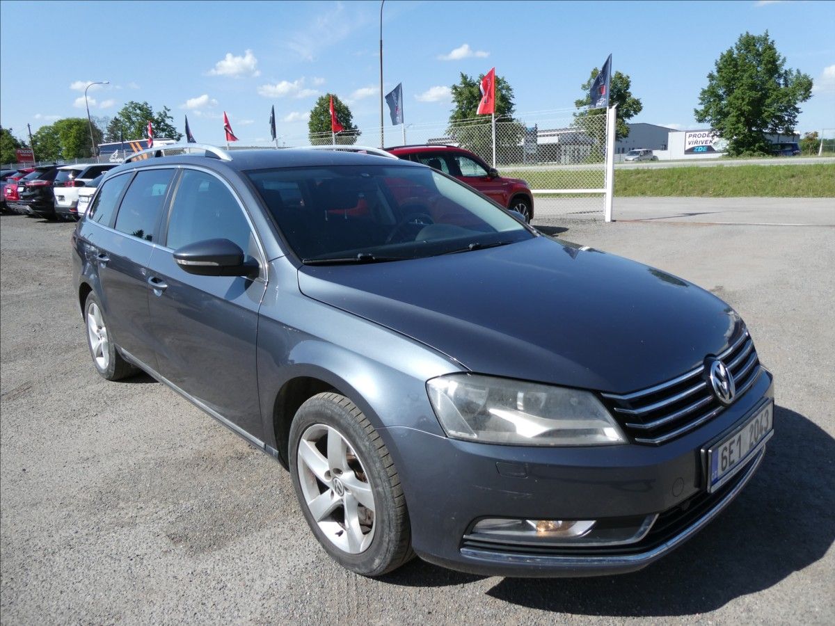 Volkswagen Passat, 2,0 TDi 103kW 4MOTION,serviska