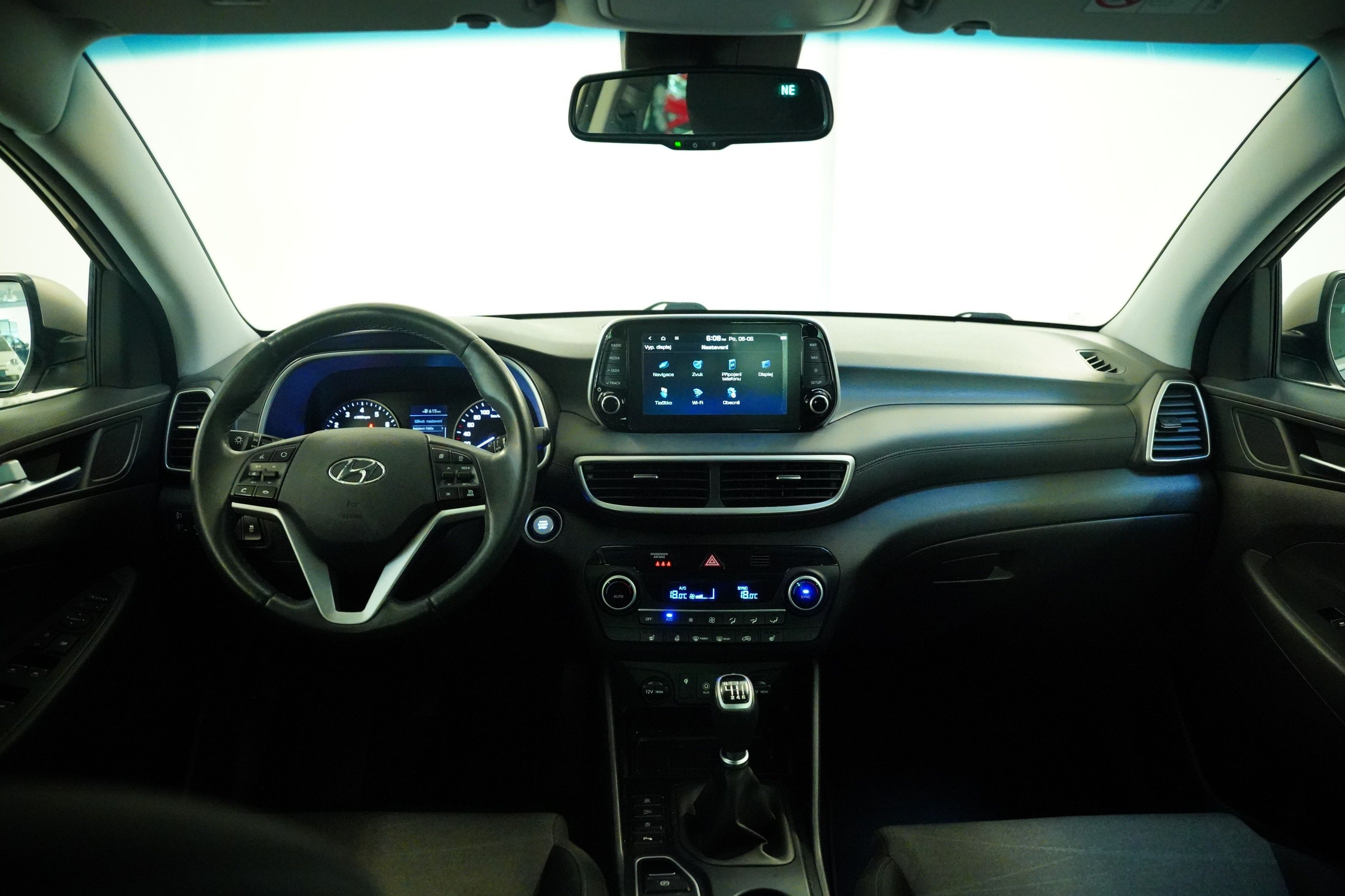 Hyundai Tucson, 1.6 T-GDI 130 kW 4x4 Style - fotka 5