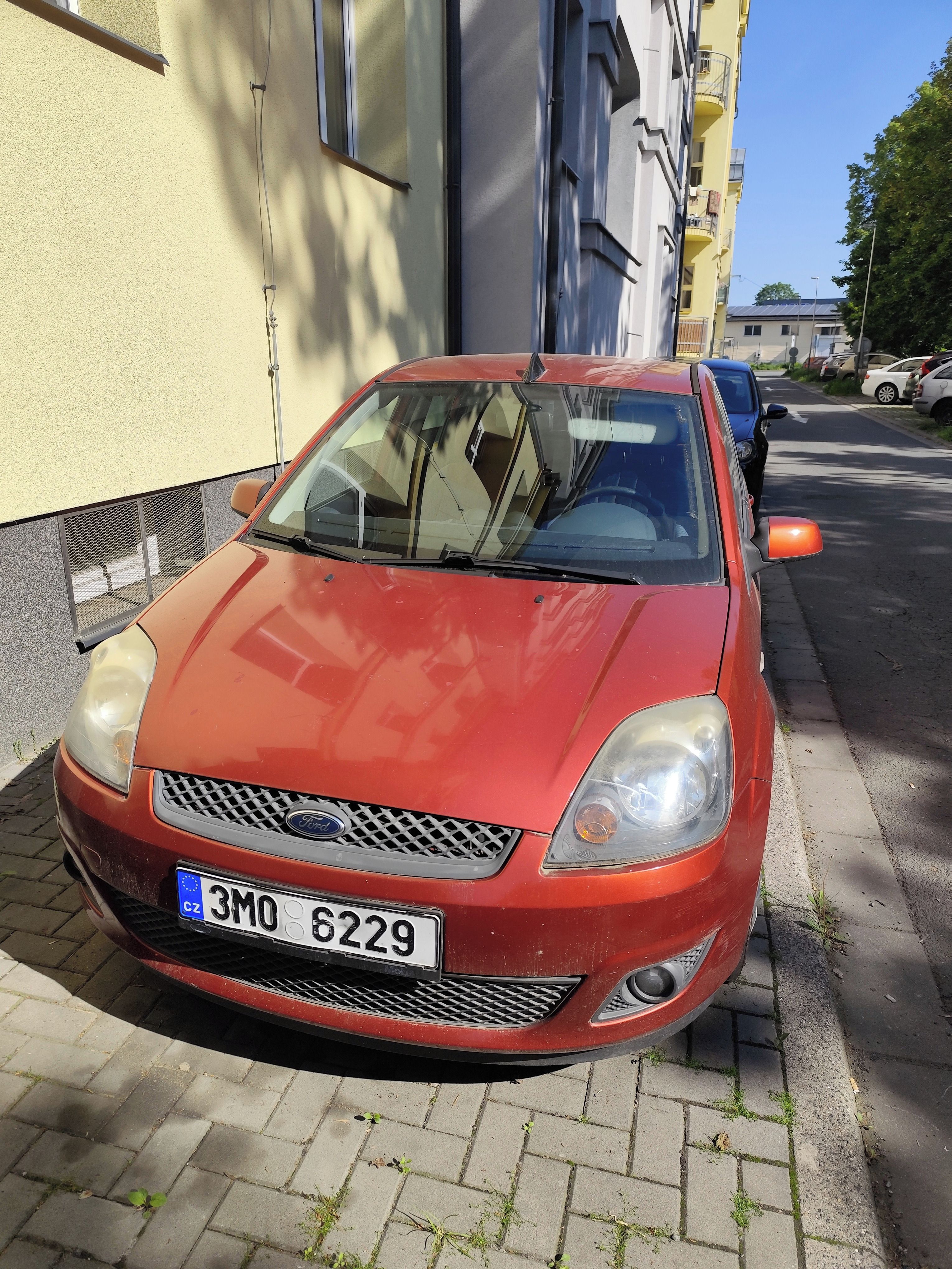 Ford Fiesta, 1,3 benzín - servisováno - fotka 6