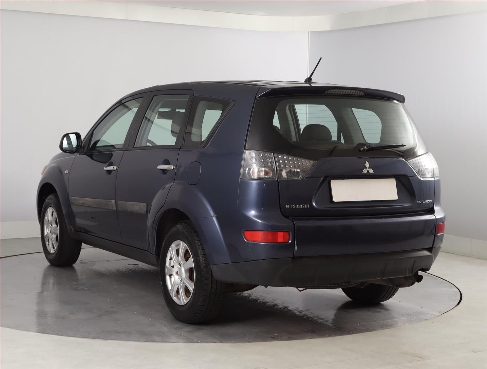 Mitsubishi Outlander, 2.4 MIVEC, po STK - fotka 4