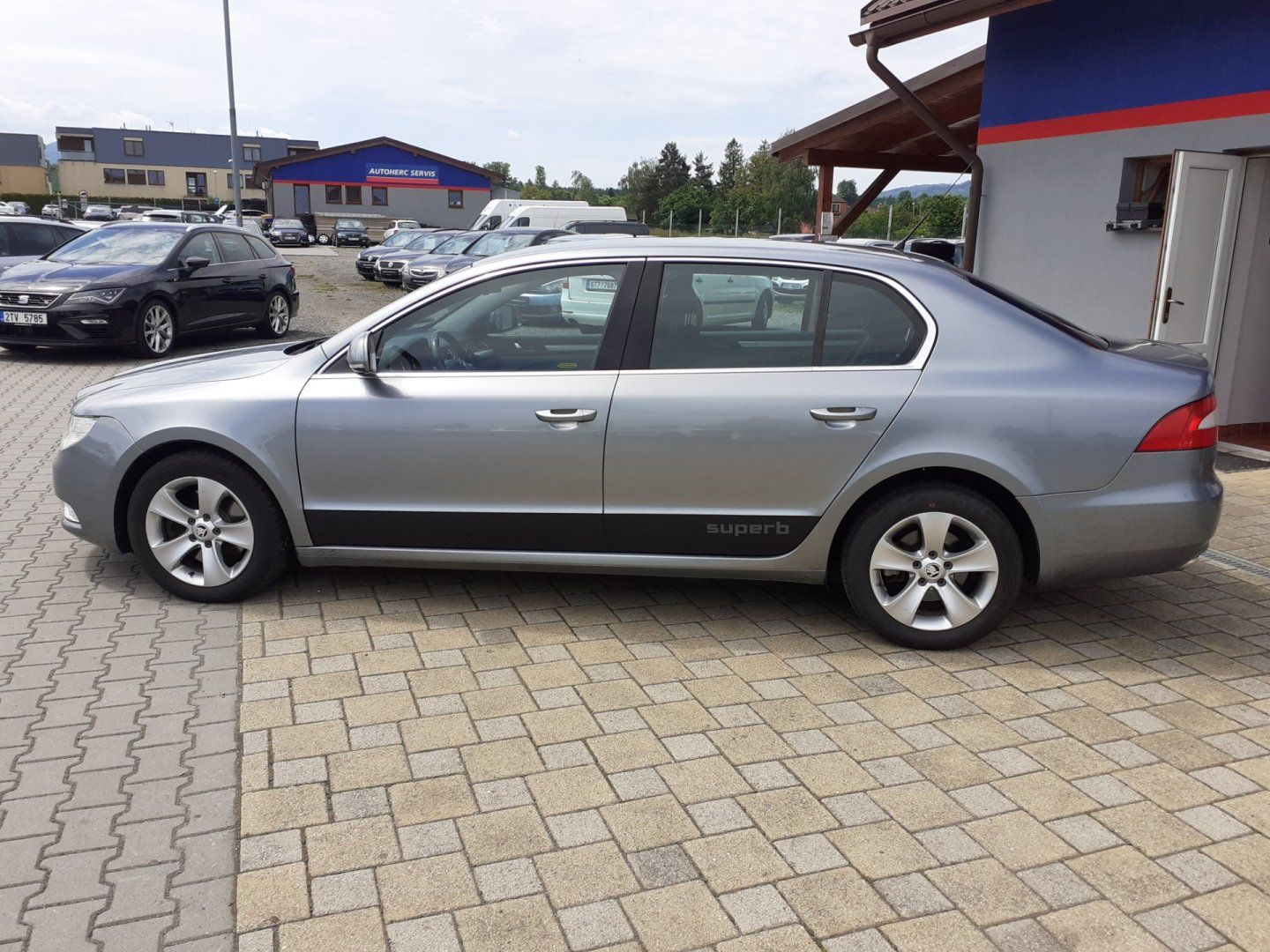 Škoda Superb, 2.0 TDi  ČR - fotka 6