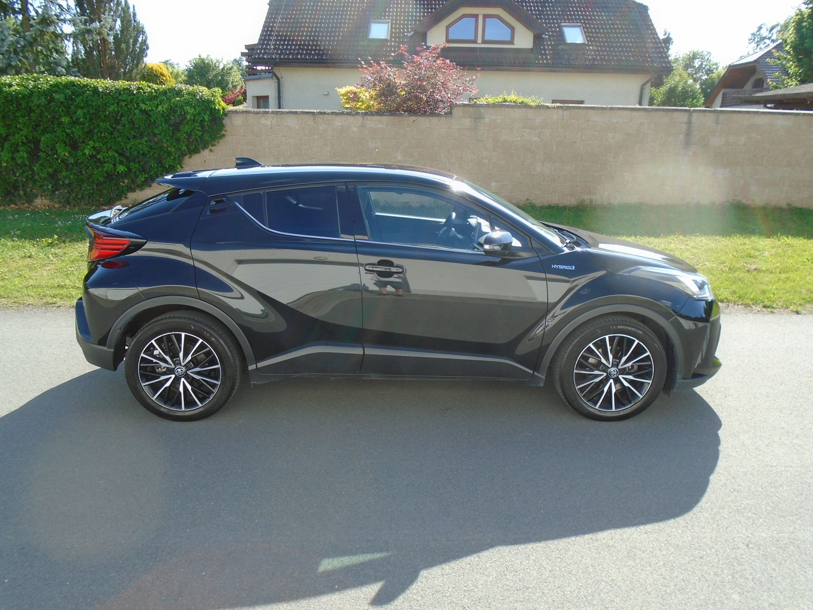 Toyota C-HR, EXECUTIVE - fotka 3