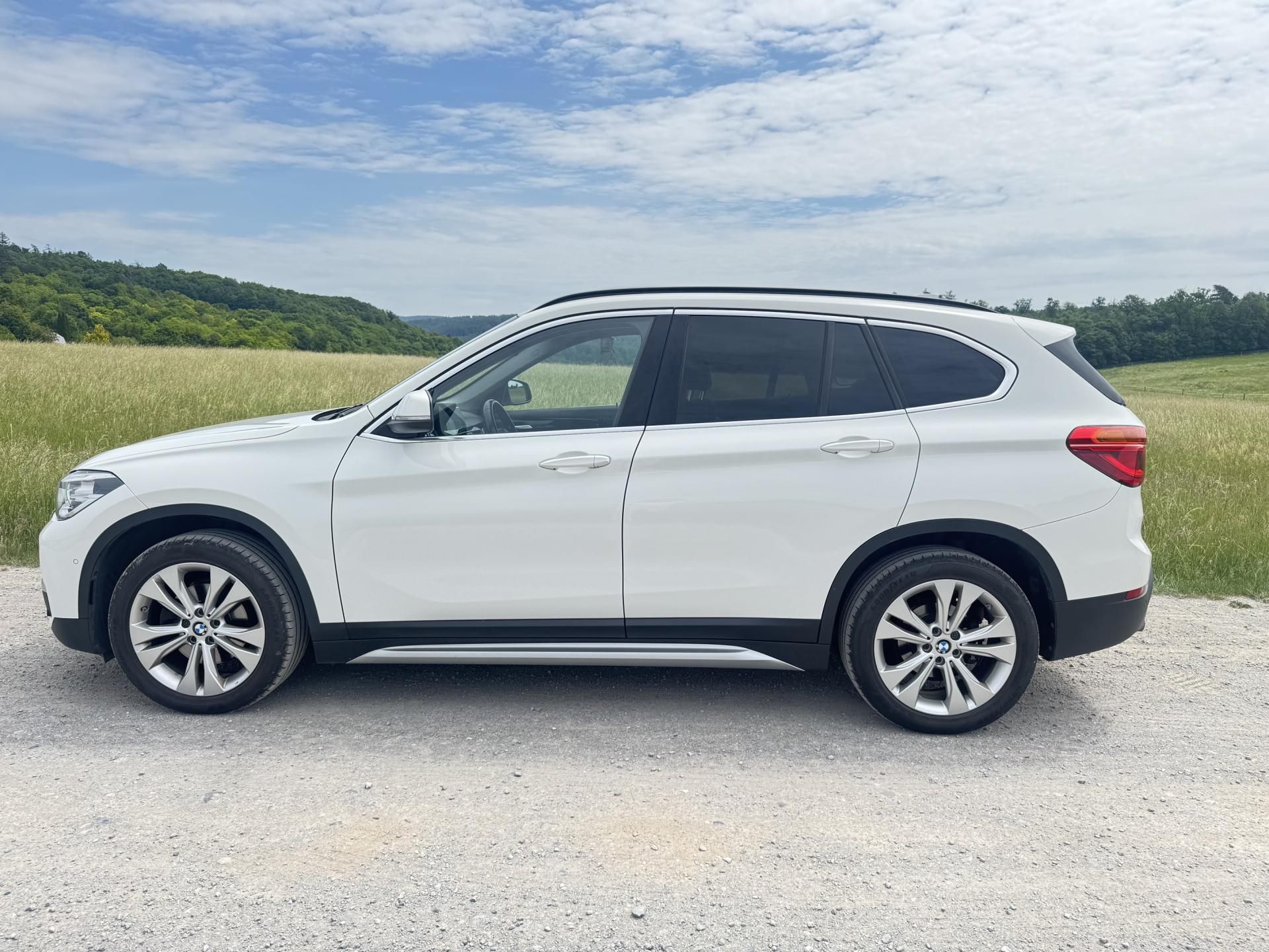 BMW X1, 18d X-DRIVE AT/8 XLINE NAVI ČR - fotka 6