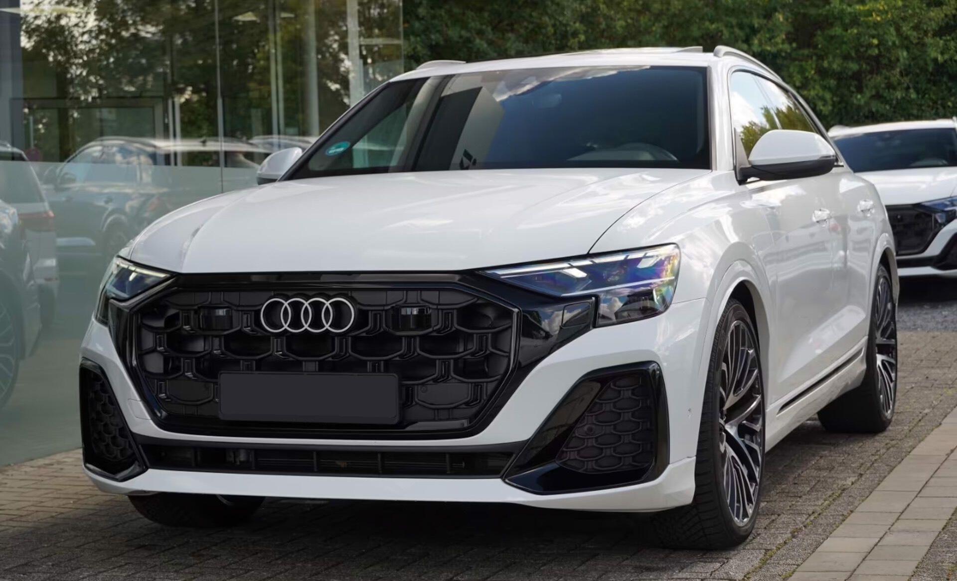 Audi Q8, TDI q 210kW S-Line Pano Matrix