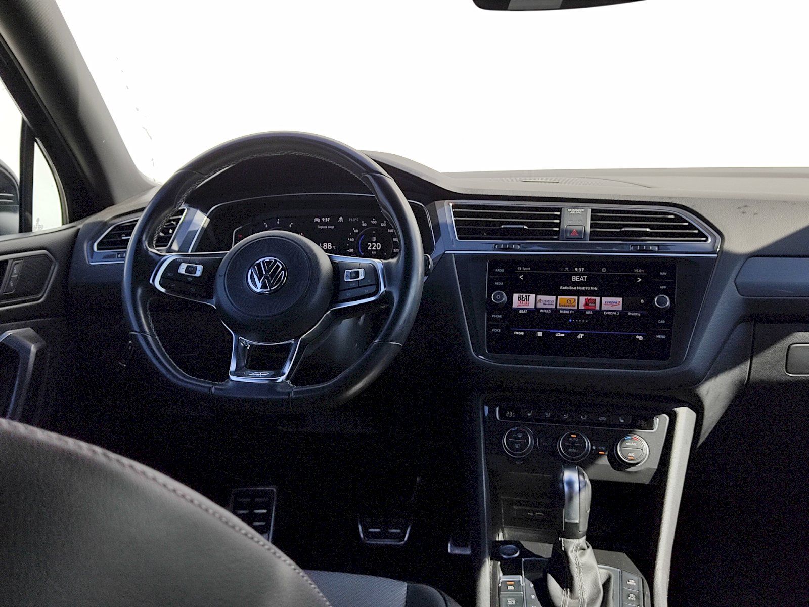 Volkswagen Tiguan Allspace, 1,5 Tsi 110 Kw DSG R-Line - fotka 6