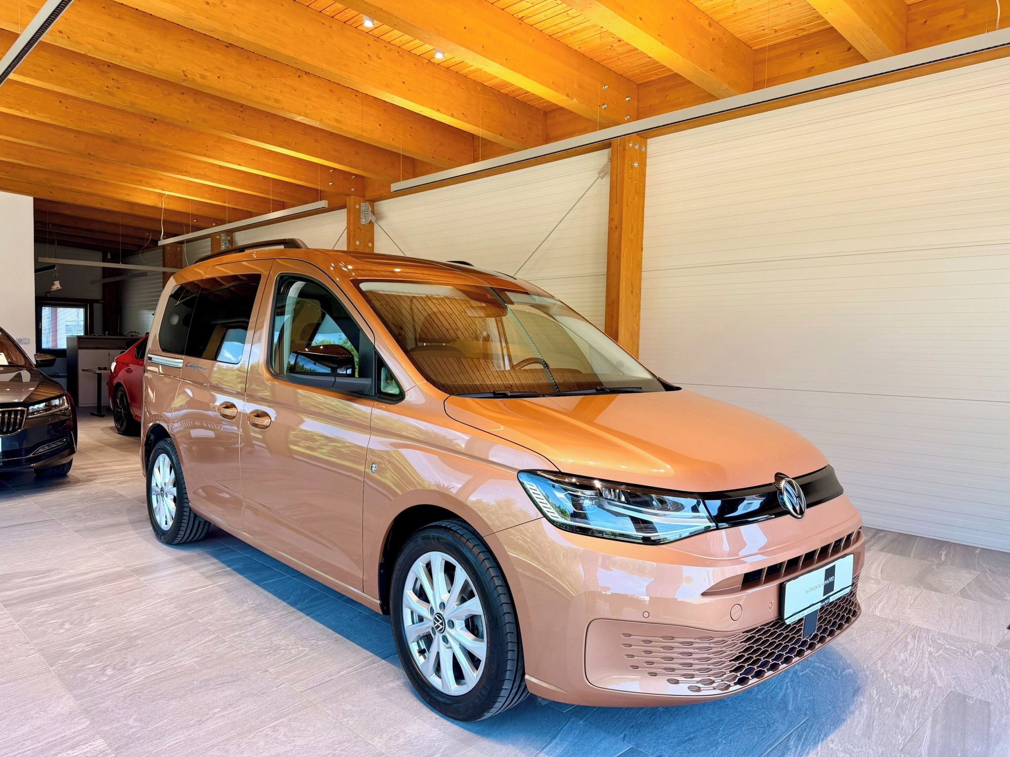 Volkswagen Caddy, 1.5 TSi DSG California - fotka 3