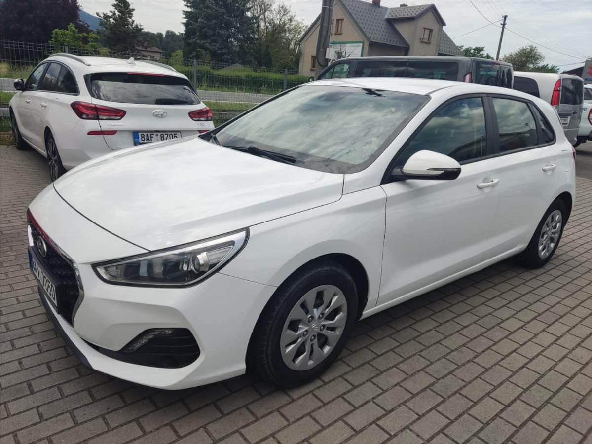 Hyundai i30, 1,4 i - fotka 2