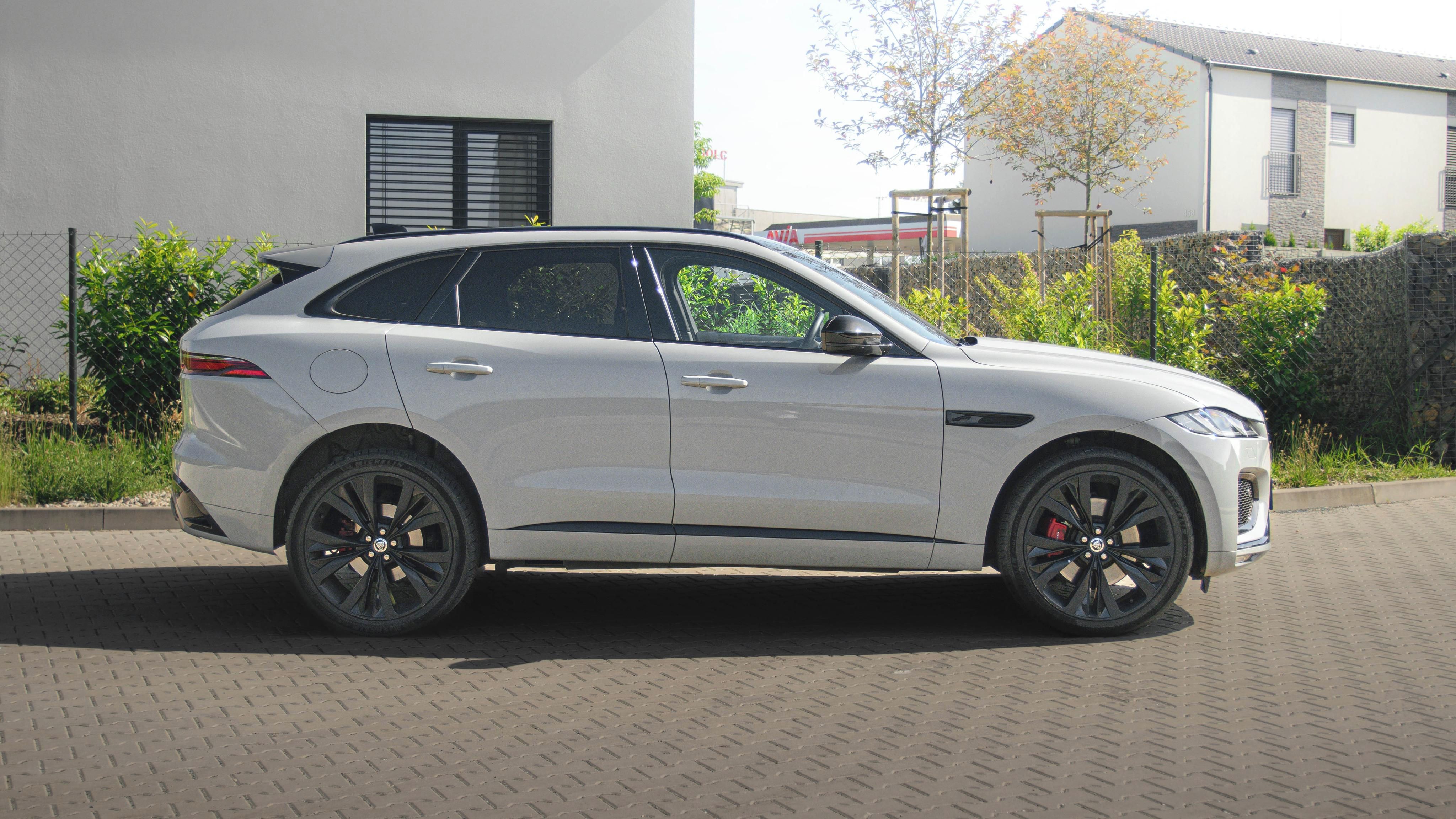 Jaguar F-Pace, 3,0/221kW ČR 1maj DPH 4x4 - fotka 4