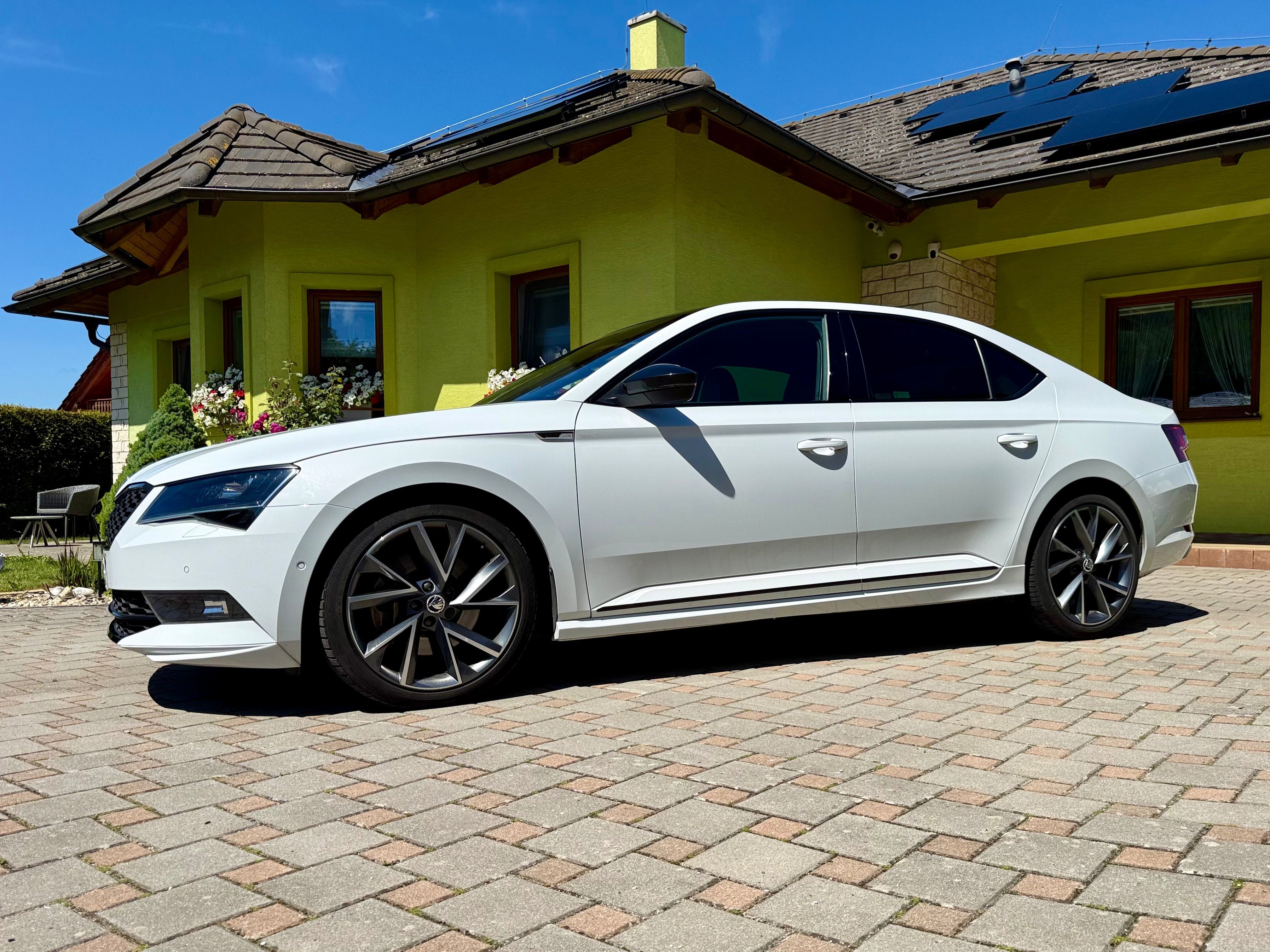 Škoda Superb, Sportline 4x4 2.0TSI 206kW