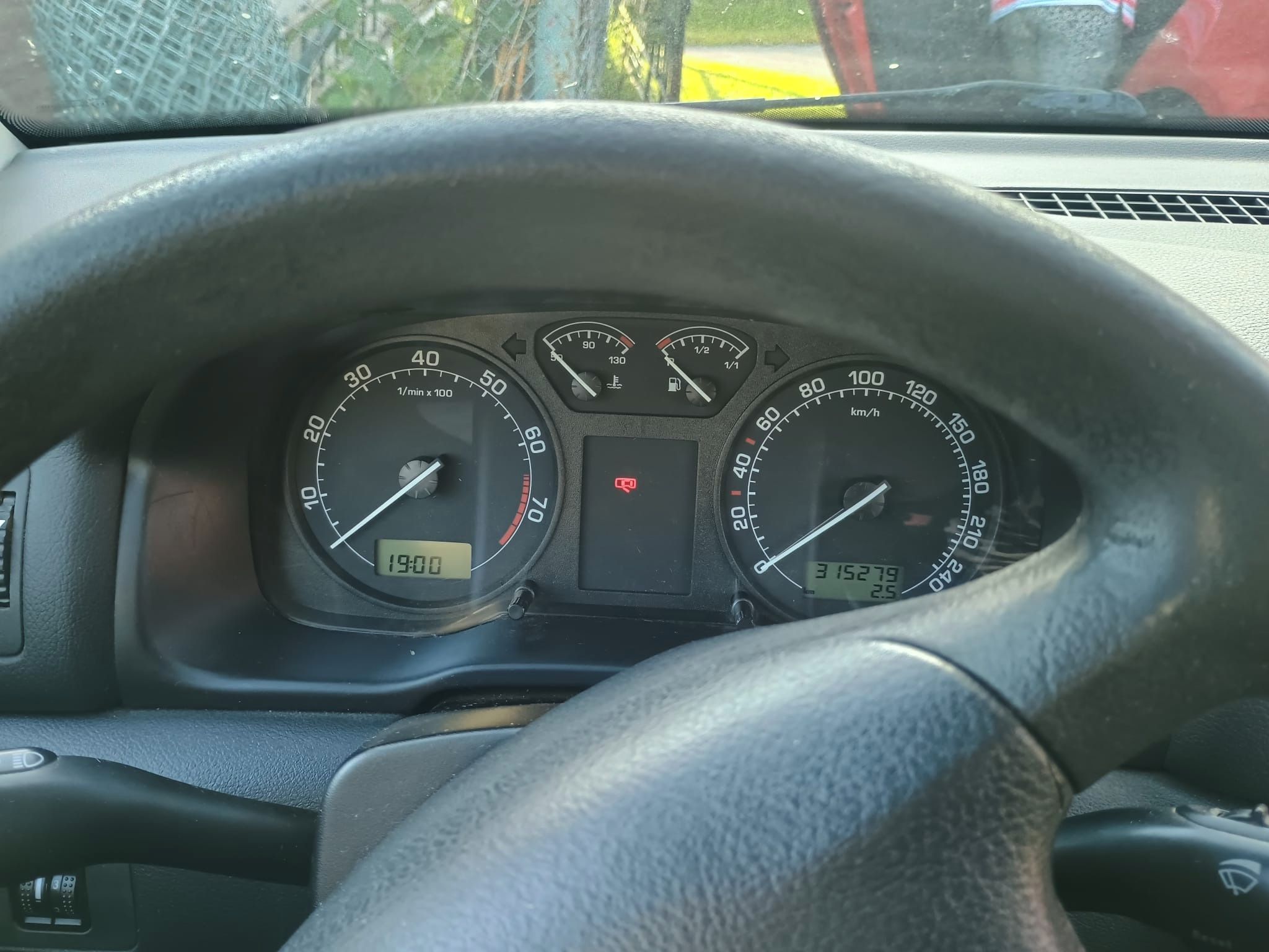 Škoda Octavia, 1.6 MPI - fotka 5