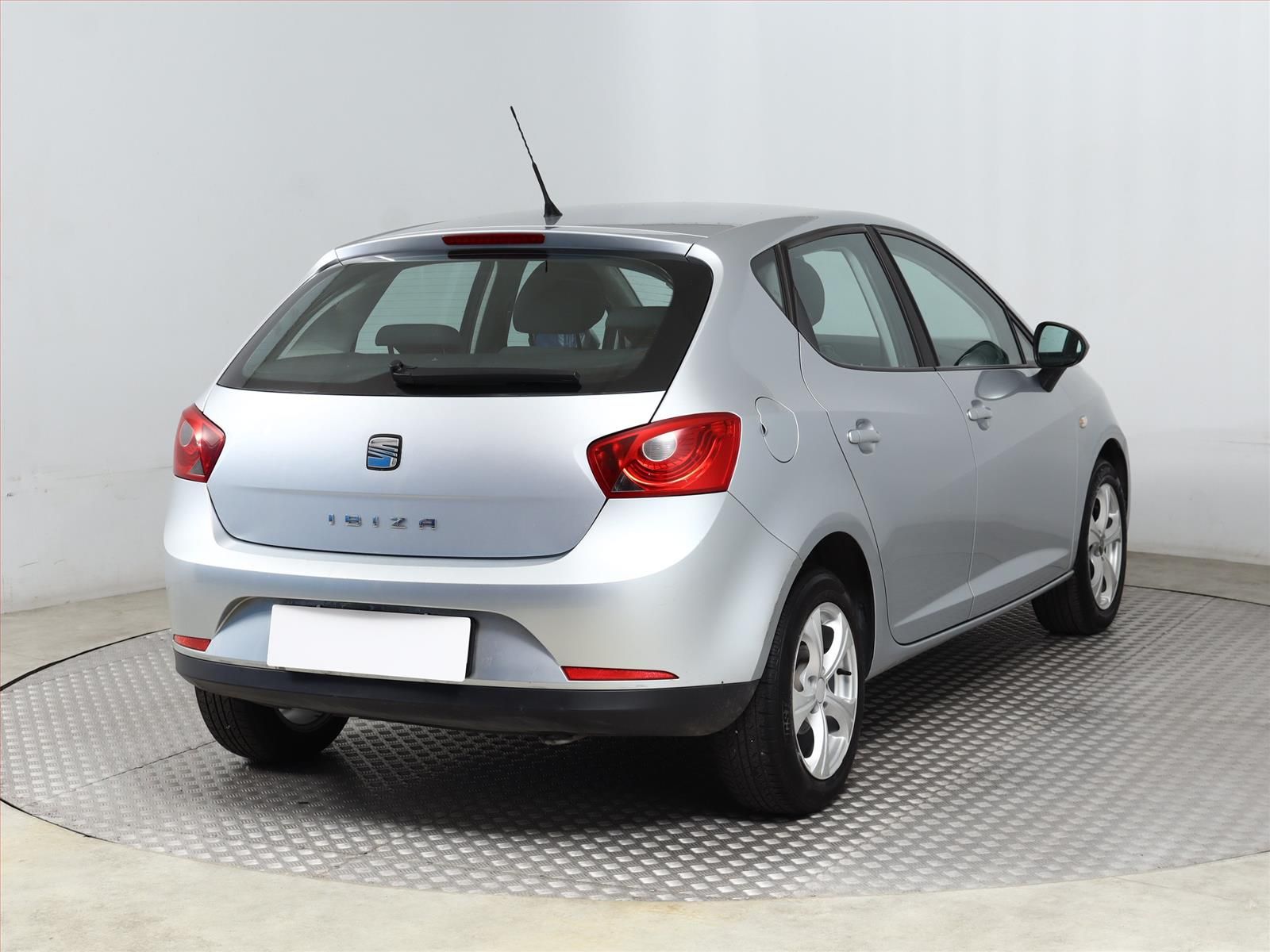 Seat Ibiza, 1.4 16V, ČR,1.maj, Serv.kniha - fotka 5