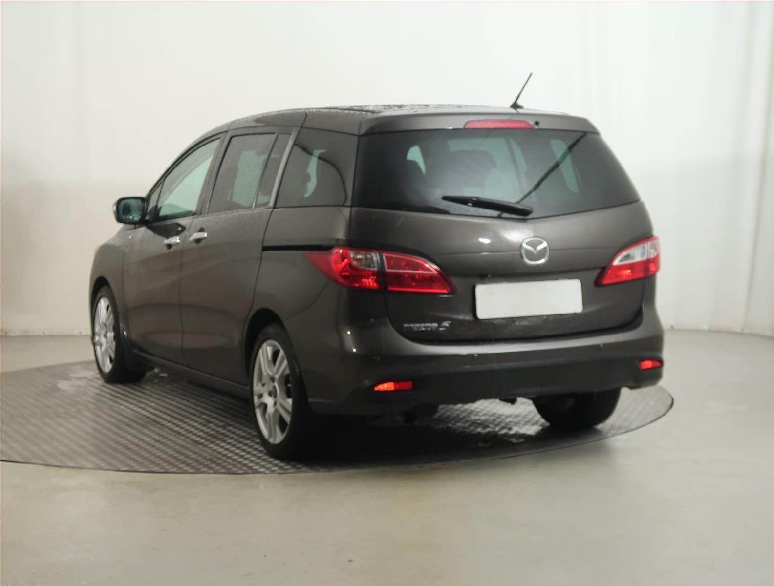 Mazda 5, 1.6 D, 7 míst, Navi - fotka 4