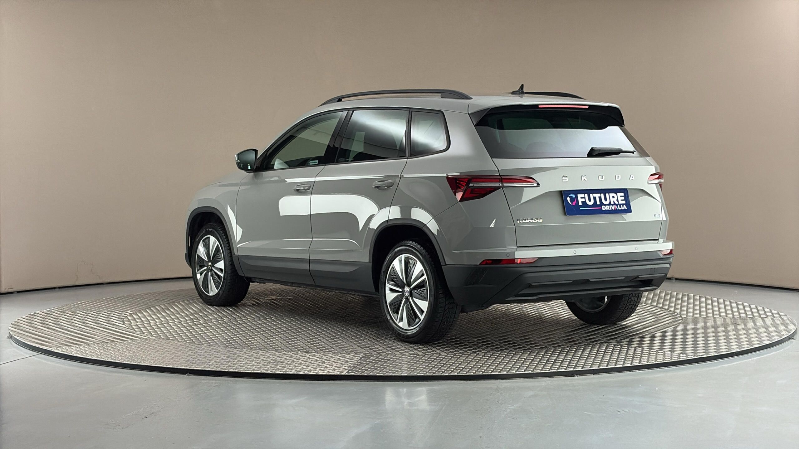 Škoda Karoq, 2.0 TDI DSG 4x4 Style - fotka 2