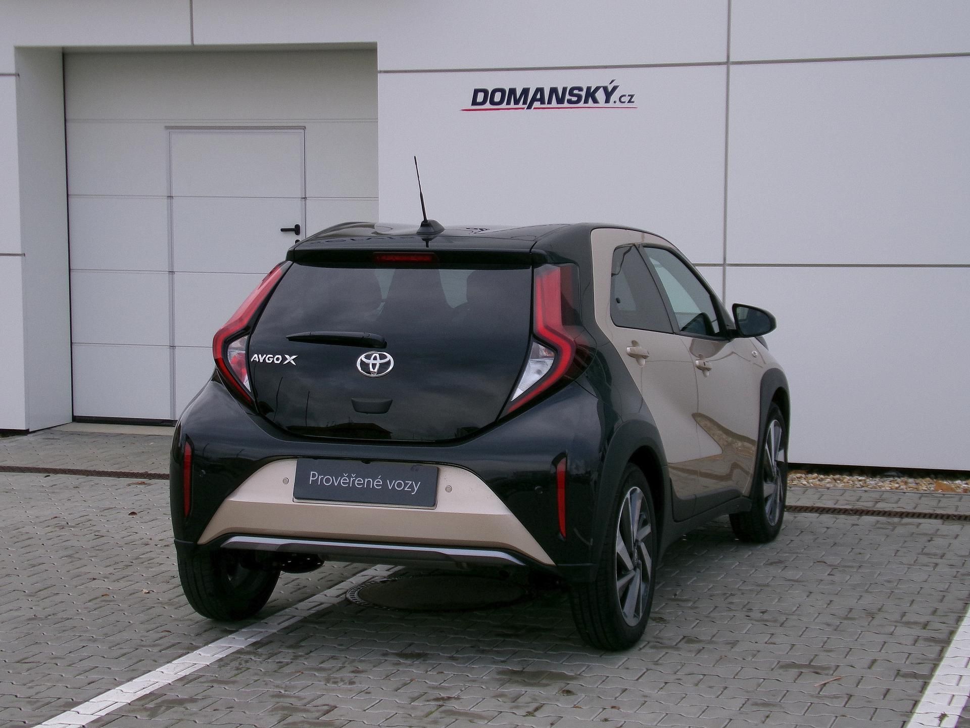 Toyota Aygo, X EXECUTIVE SMART 1.0 VVT-i AT - fotka 3