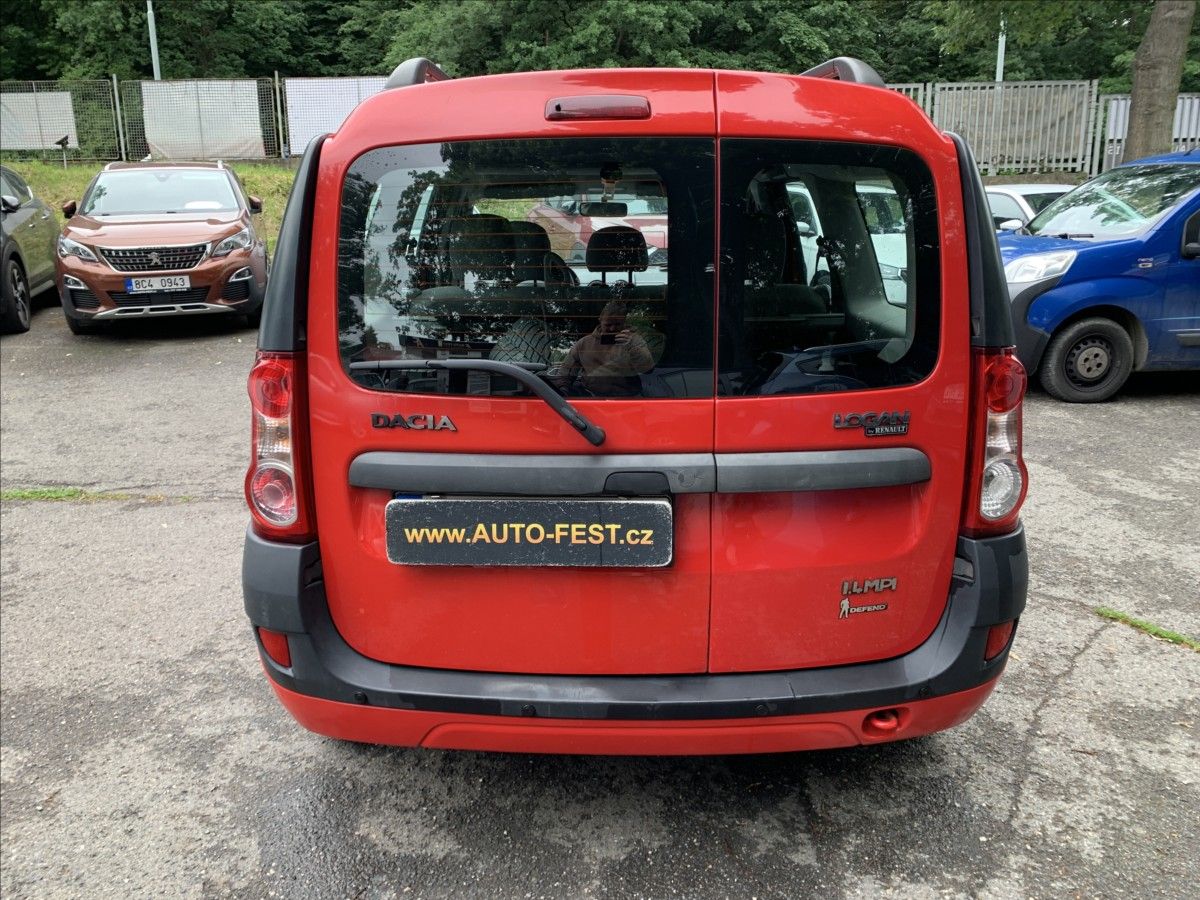 Dacia Logan, 1,4 i 1.MAJITEL,ČR,SERVISKA - fotka 6