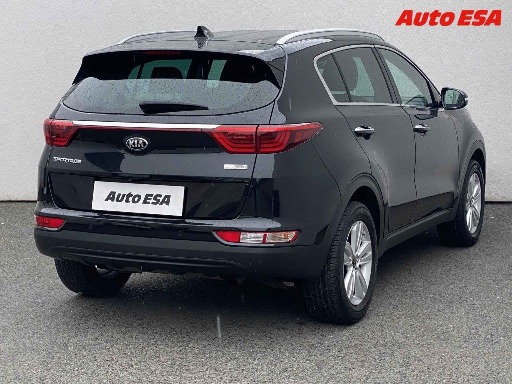 Kia Sportage, 1.6 i,Navi,+ kola - fotka 4