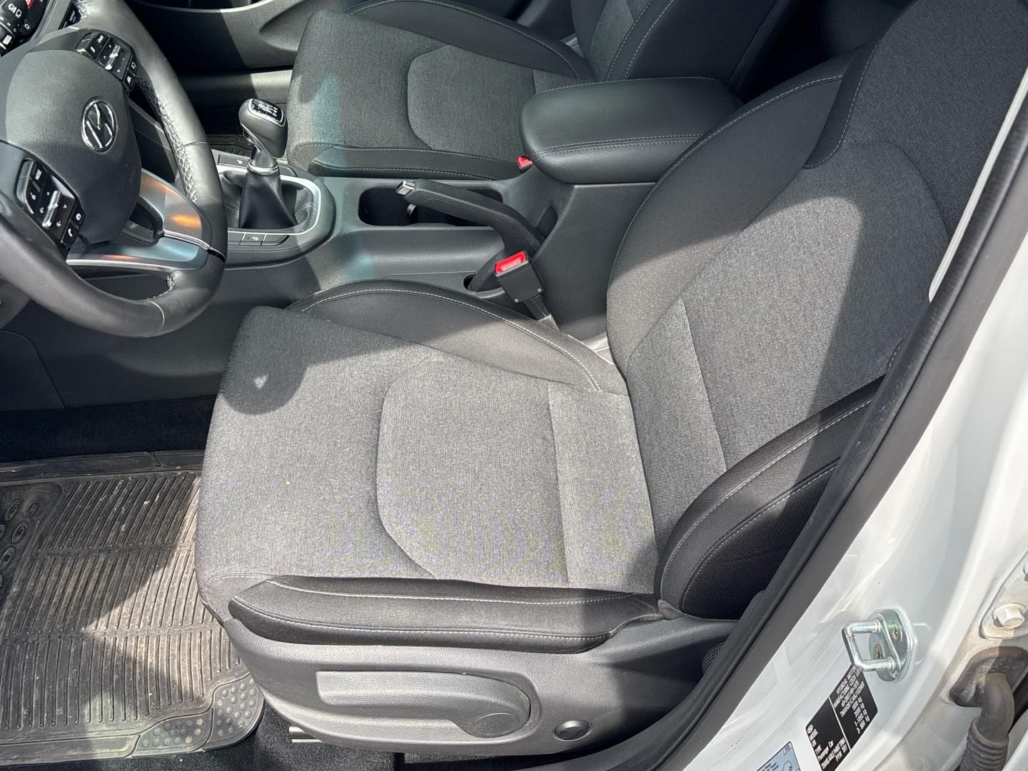 Hyundai i30, 1.5 DPI / 80 kW Smart - fotka 5