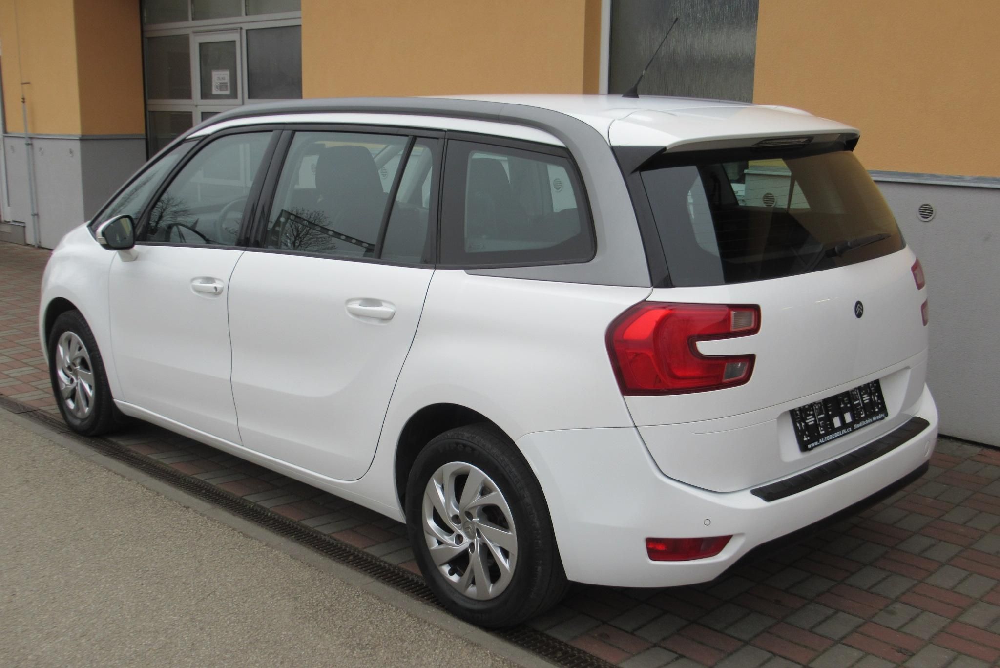 Citroën C4 Picasso, 1.6 HDi AUT. KLIMA 7 MÍST - fotka 2