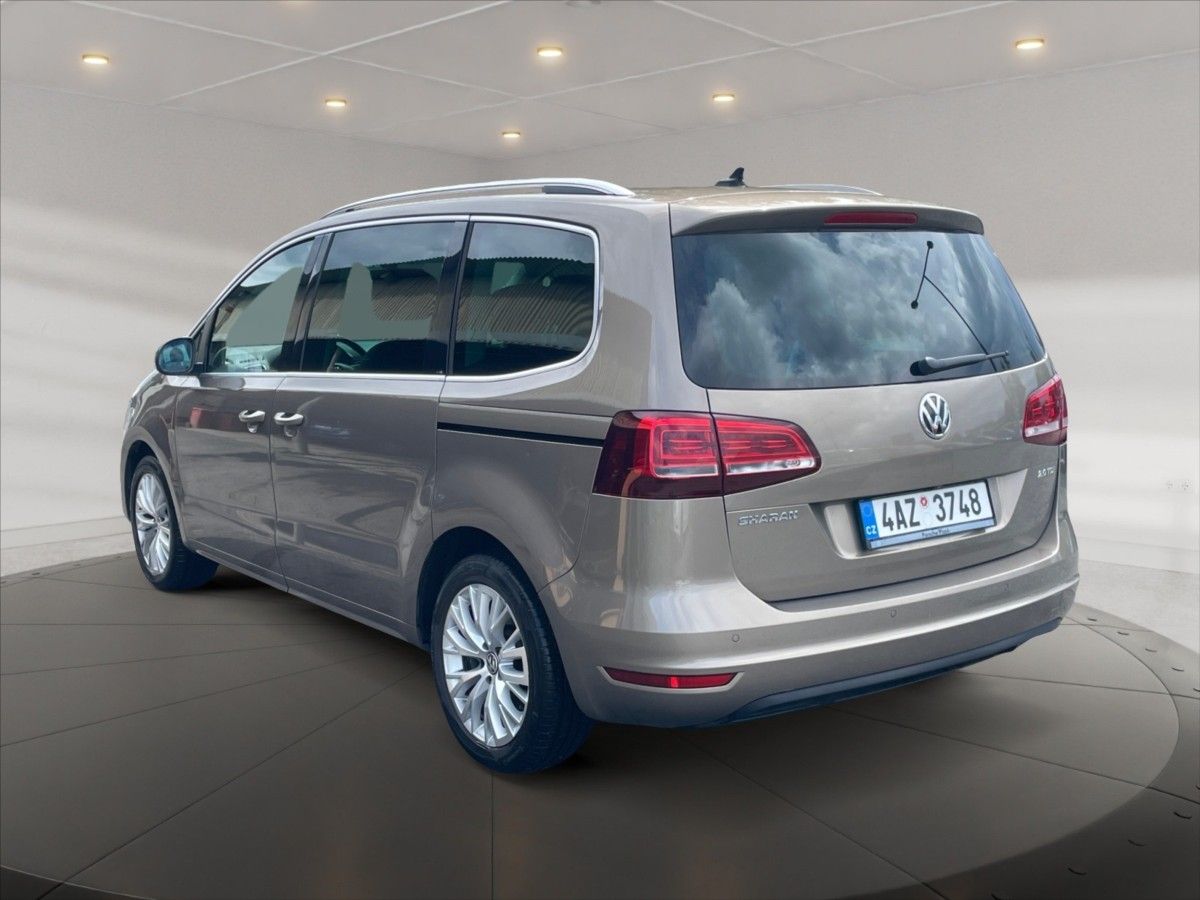 Volkswagen Sharan, 2,0 TDI Highline DSG 7-míst - fotka 4