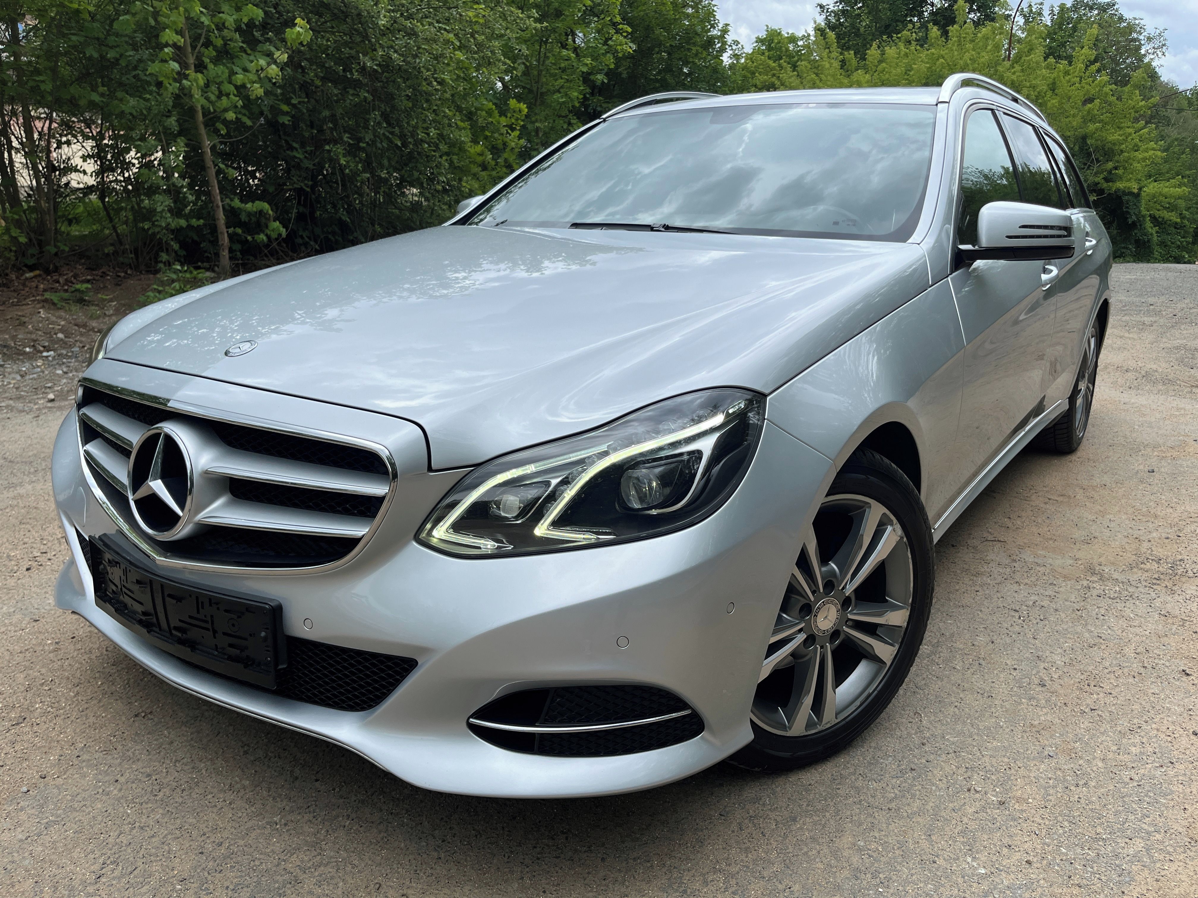 Mercedes-Benz Třídy E, E 200i 135kw 170.000km top