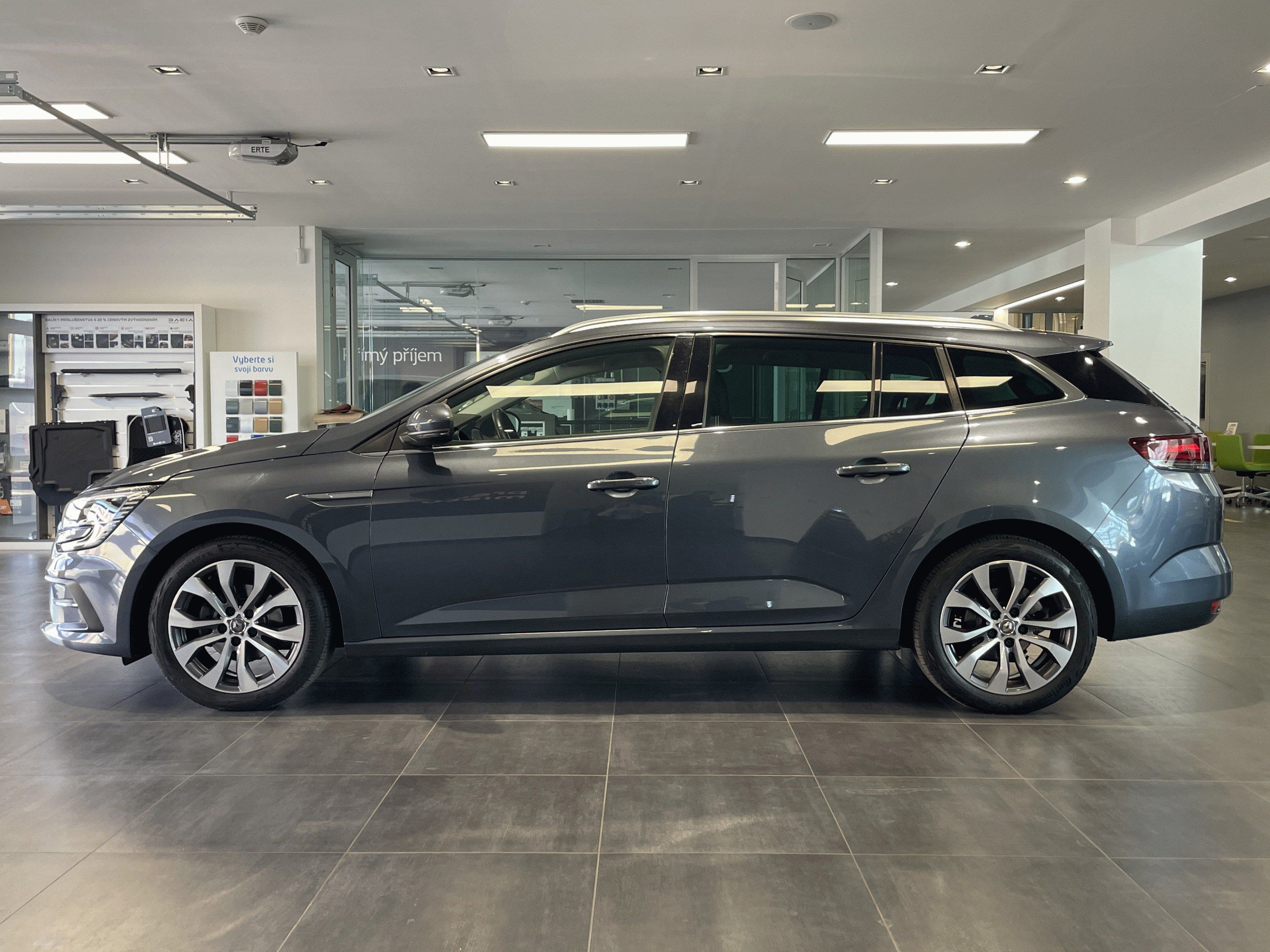 Renault Mégane, Grandt. TECHNO 1,3TCe 140k - fotka 2