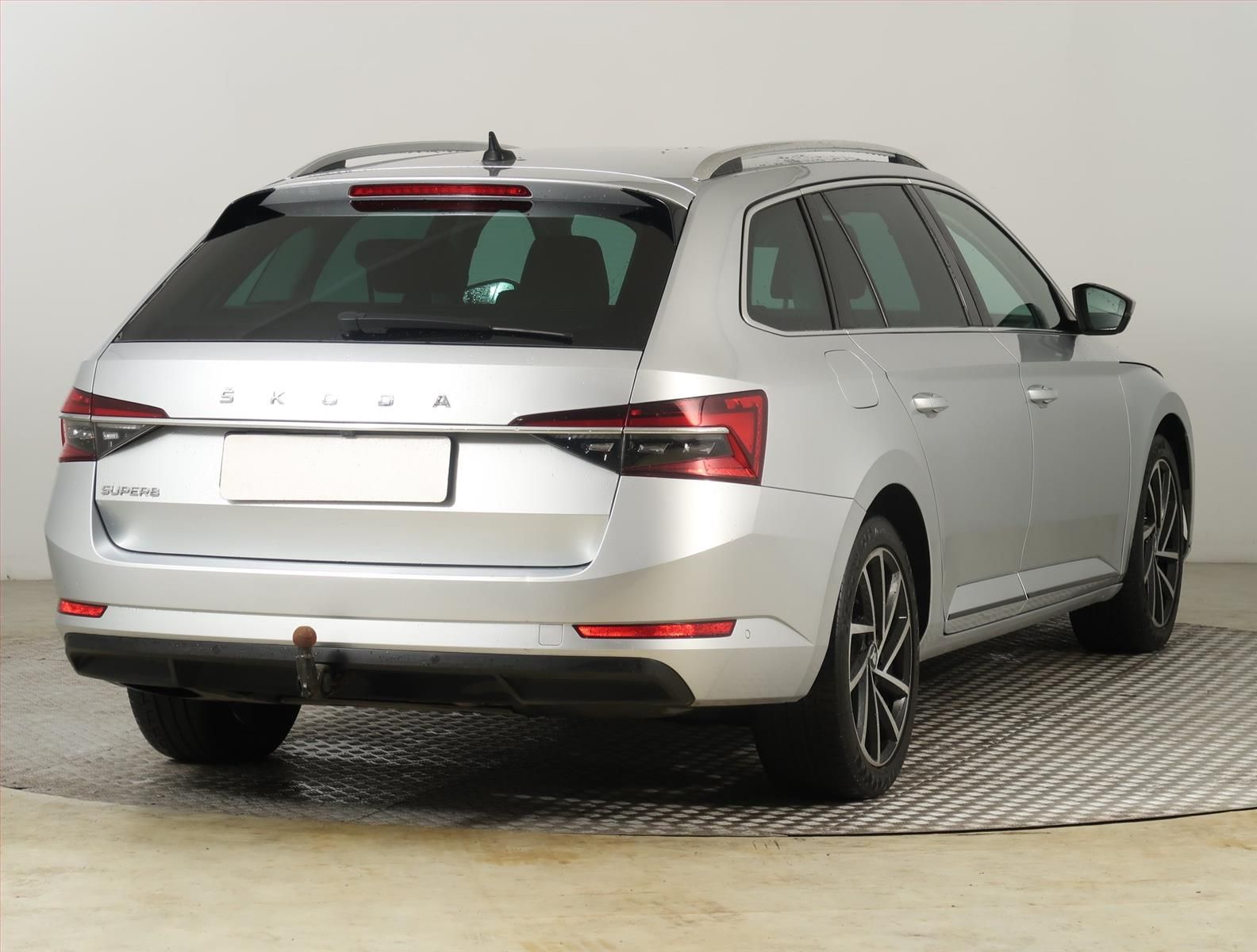 Škoda Superb, 2.0 TDI, Automat, Serv.kniha - fotka 5