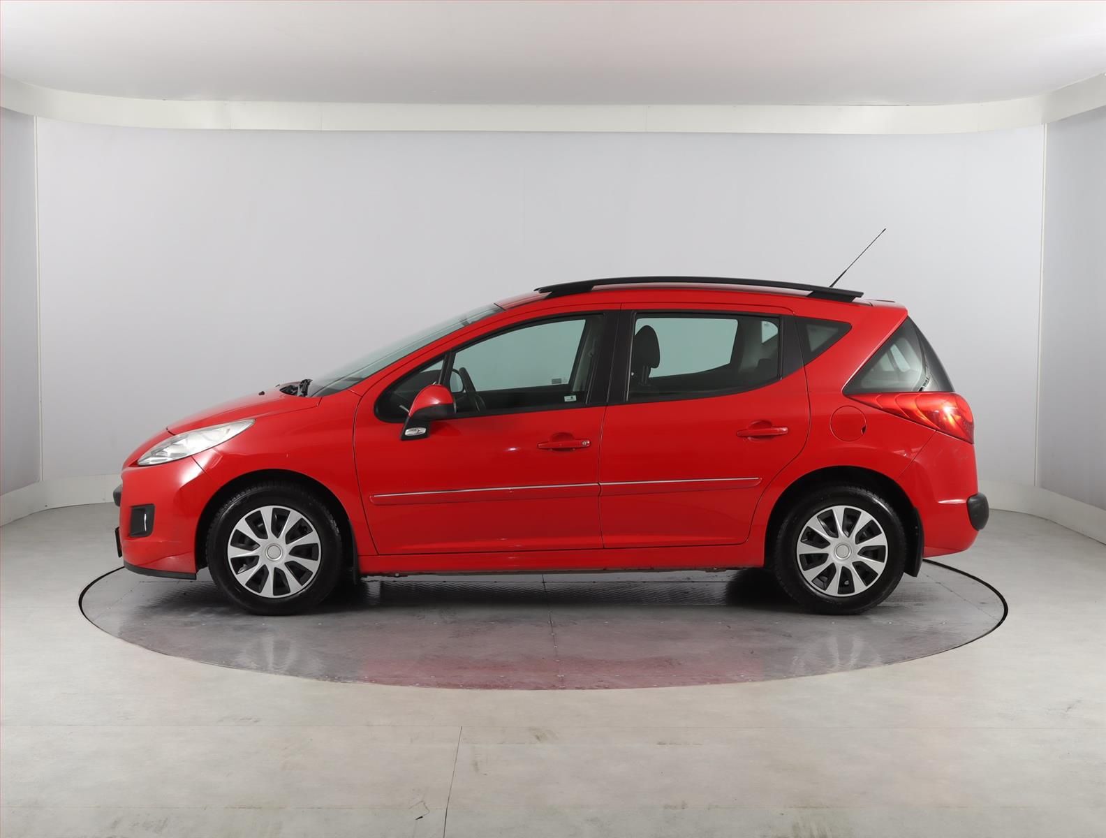 Peugeot 207, 1.4, Tažné, jezdí výborně - fotka 3