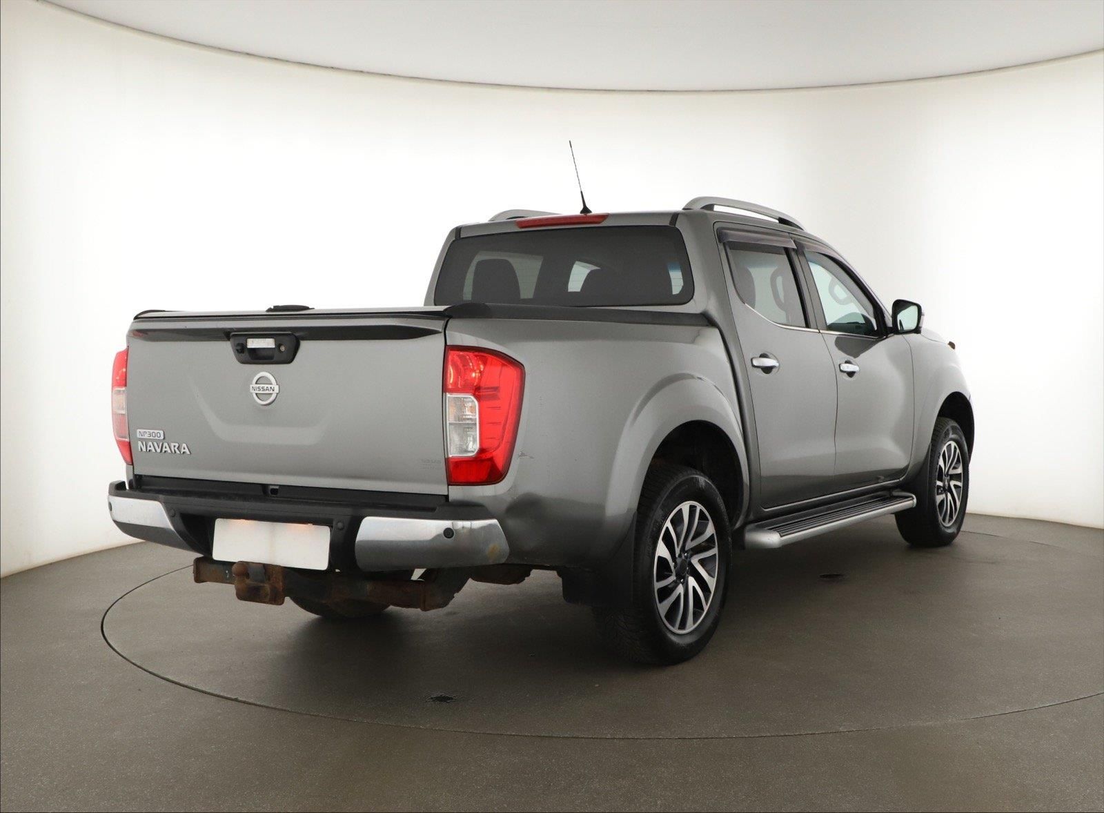 Nissan Navara, 2.3 dCi, 4X4, Automat, Navi - fotka 5