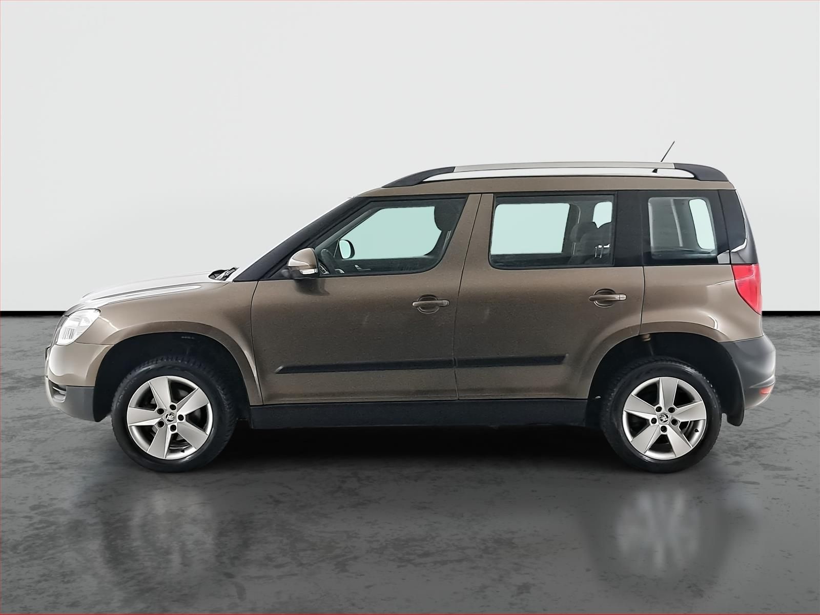 Škoda Yeti, 1.2 TSI, Park. senzory - fotka 3