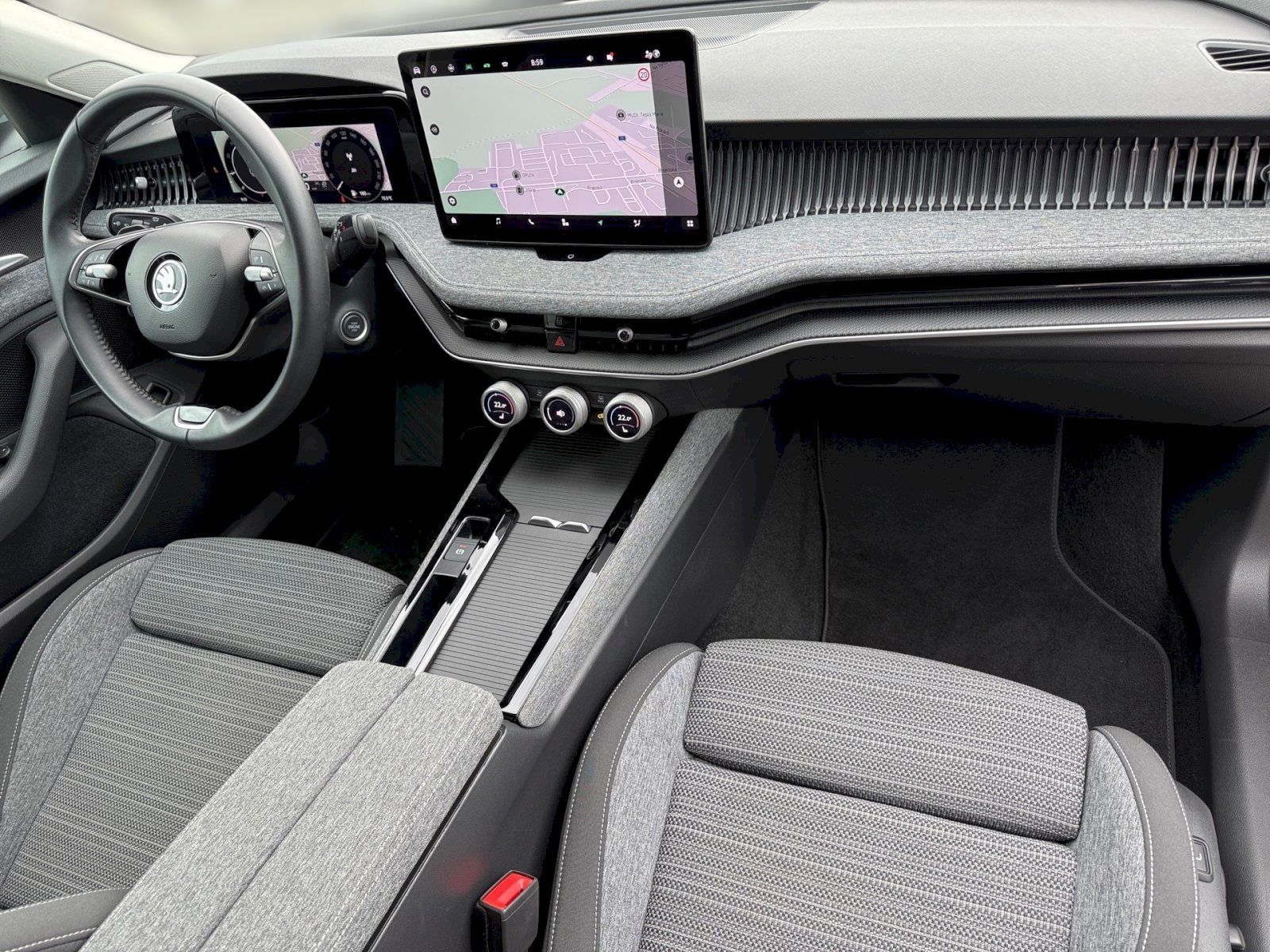 Škoda Superb, Combi 2,0 TDI / 110 kW Selecti - fotka 5