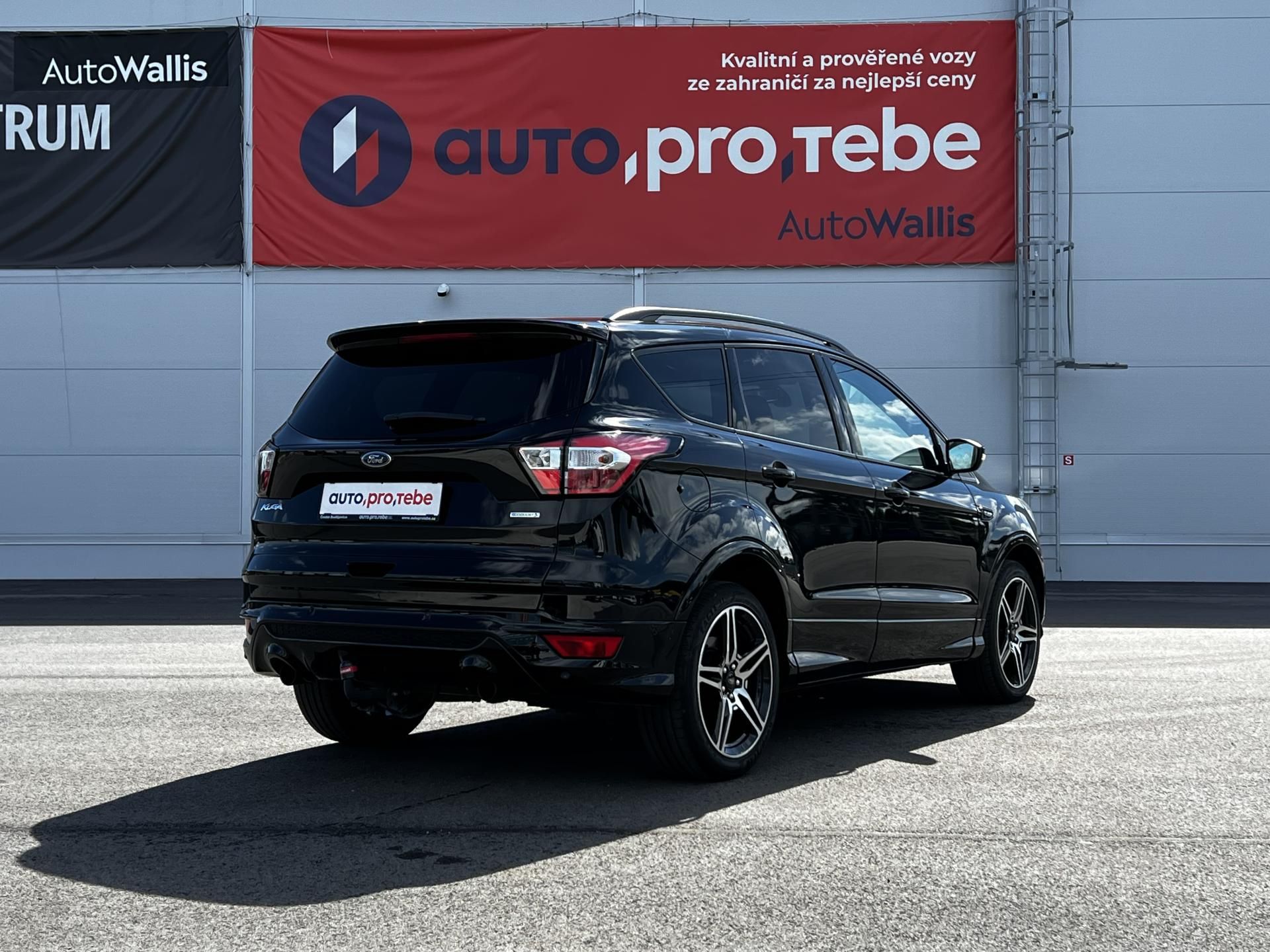 Ford Kuga, 1.5 EcoBoost ST Line TZ - fotka 4