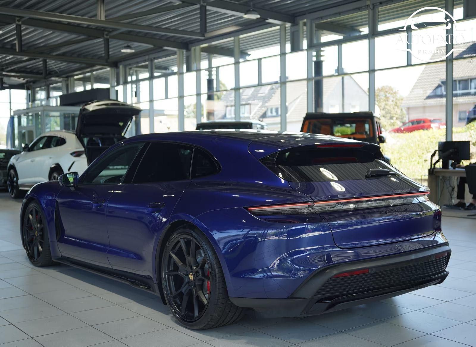 Porsche Taycan, GTS* *Panorama - fotka 6