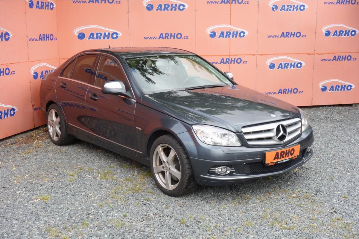 Mercedes-Benz Třídy C, 320CDi 165KW, AVANTGARDE.