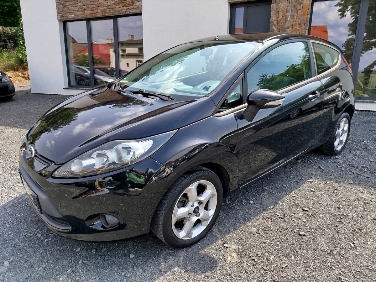 Ford Fiesta, 1,2 i 60kW, VÝHŘEV SEDADEL,OKN - fotka 2
