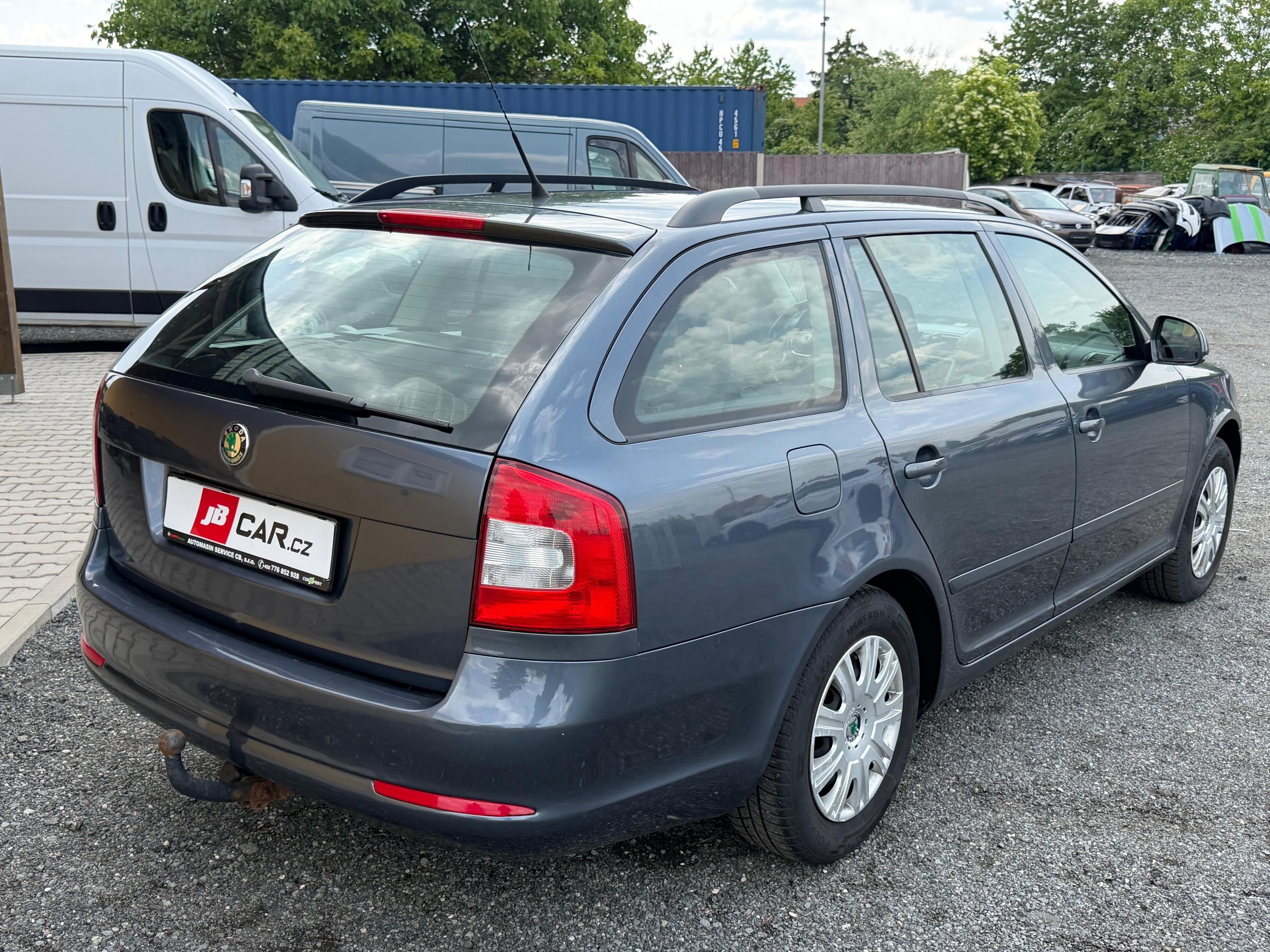 Škoda Octavia, 1.6 TDI 77KW - fotka 2