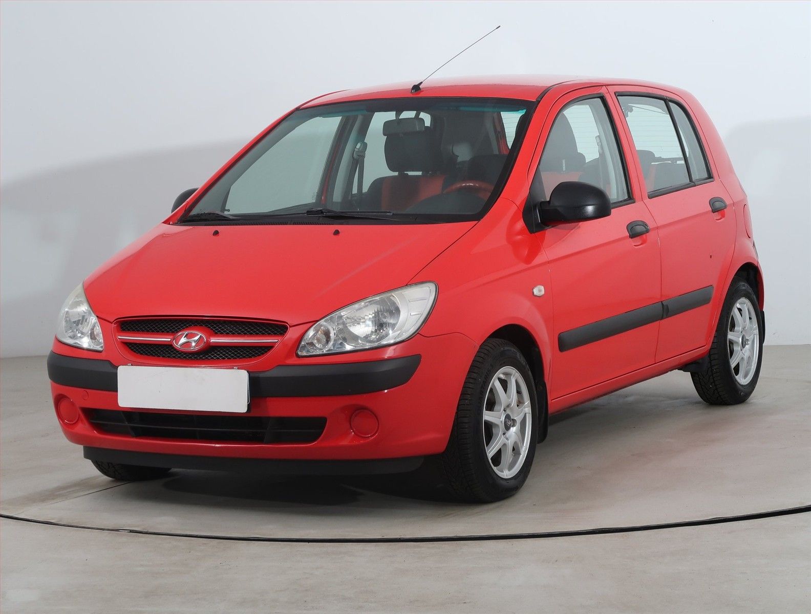 Hyundai Getz, 1.4i, zamluveno - fotka 2